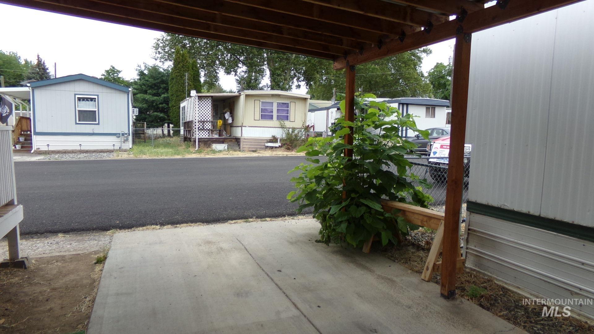 913 Preston Ave, Lewiston, Idaho 83501, 2 Bedrooms, 1.5 Bathrooms, Residential For Sale, Price $74,900, 98991964