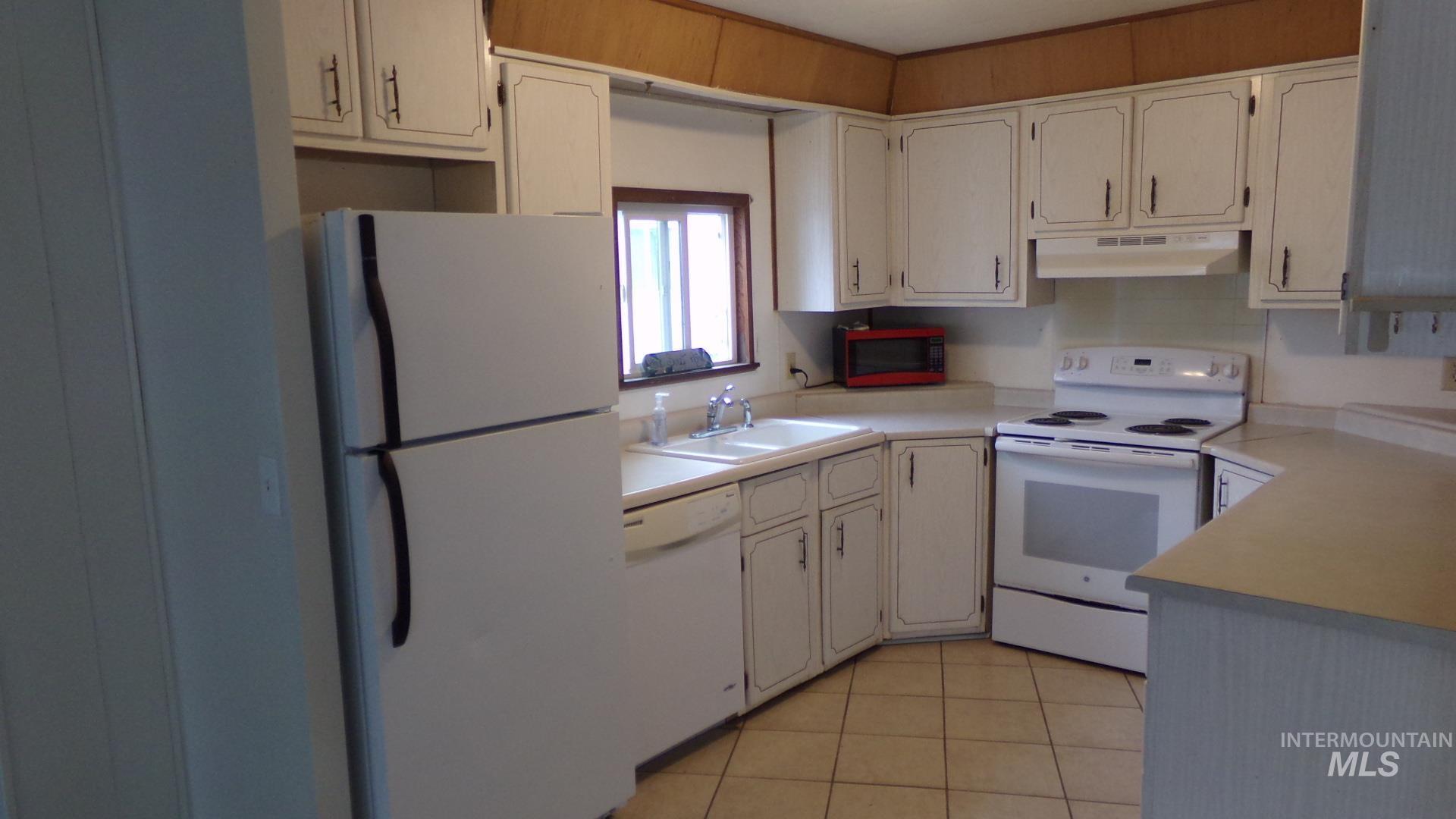 913 Preston Ave, Lewiston, Idaho 83501, 2 Bedrooms, 1.5 Bathrooms, Residential For Sale, Price $74,900, 98991964