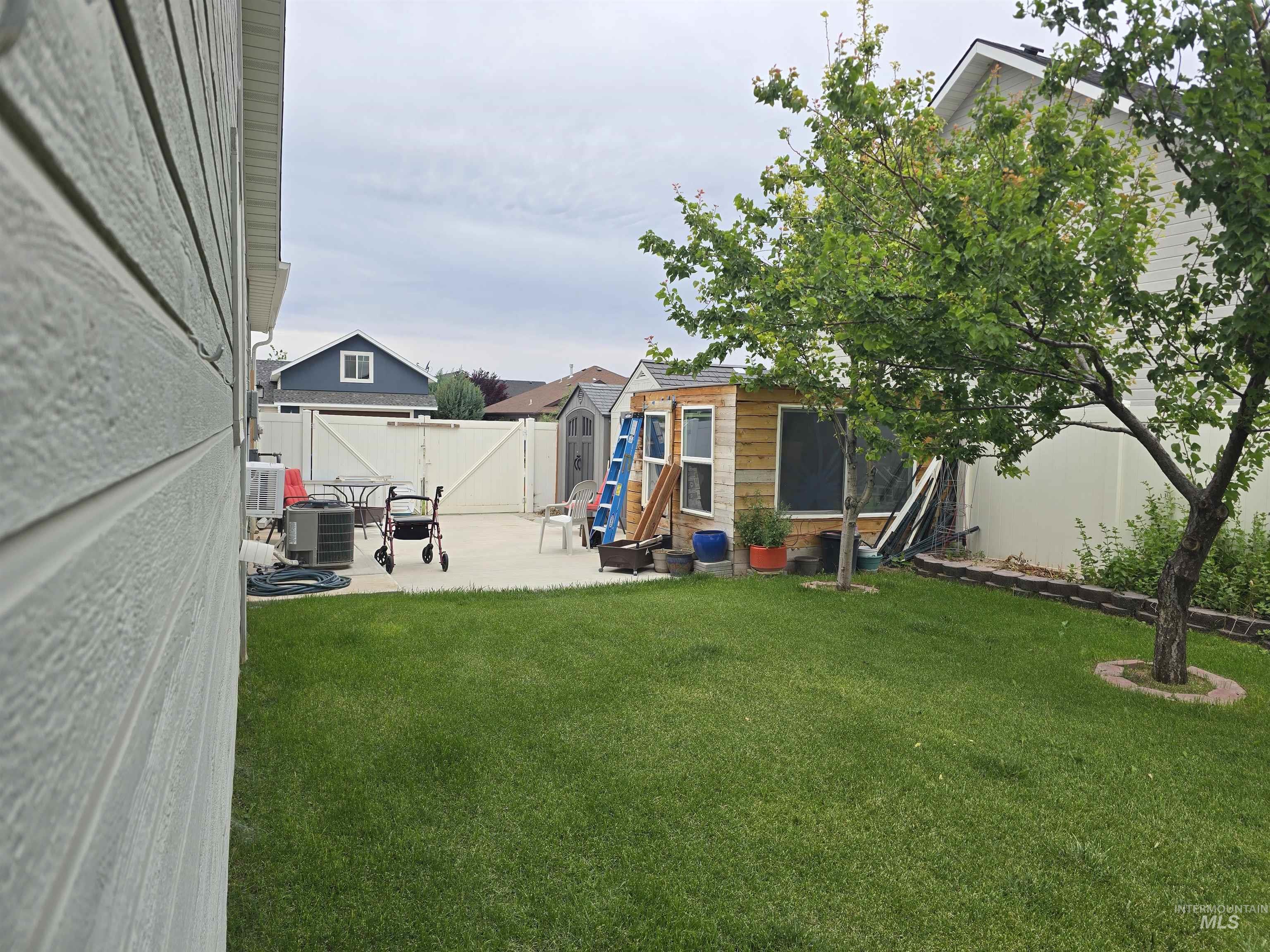 2464 Village ST., Twin Falls, Idaho 83301, 4 Bedrooms, 2 Bathrooms, Residential For Sale, Price $375,000,MLS 98991966