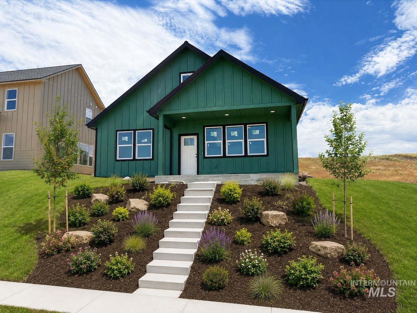 1115 Edington Avenue, Moscow, Idaho 83843, 4 Bedrooms, 3 Bathrooms, Residential For Sale, Price $590,000,MLS 98991970