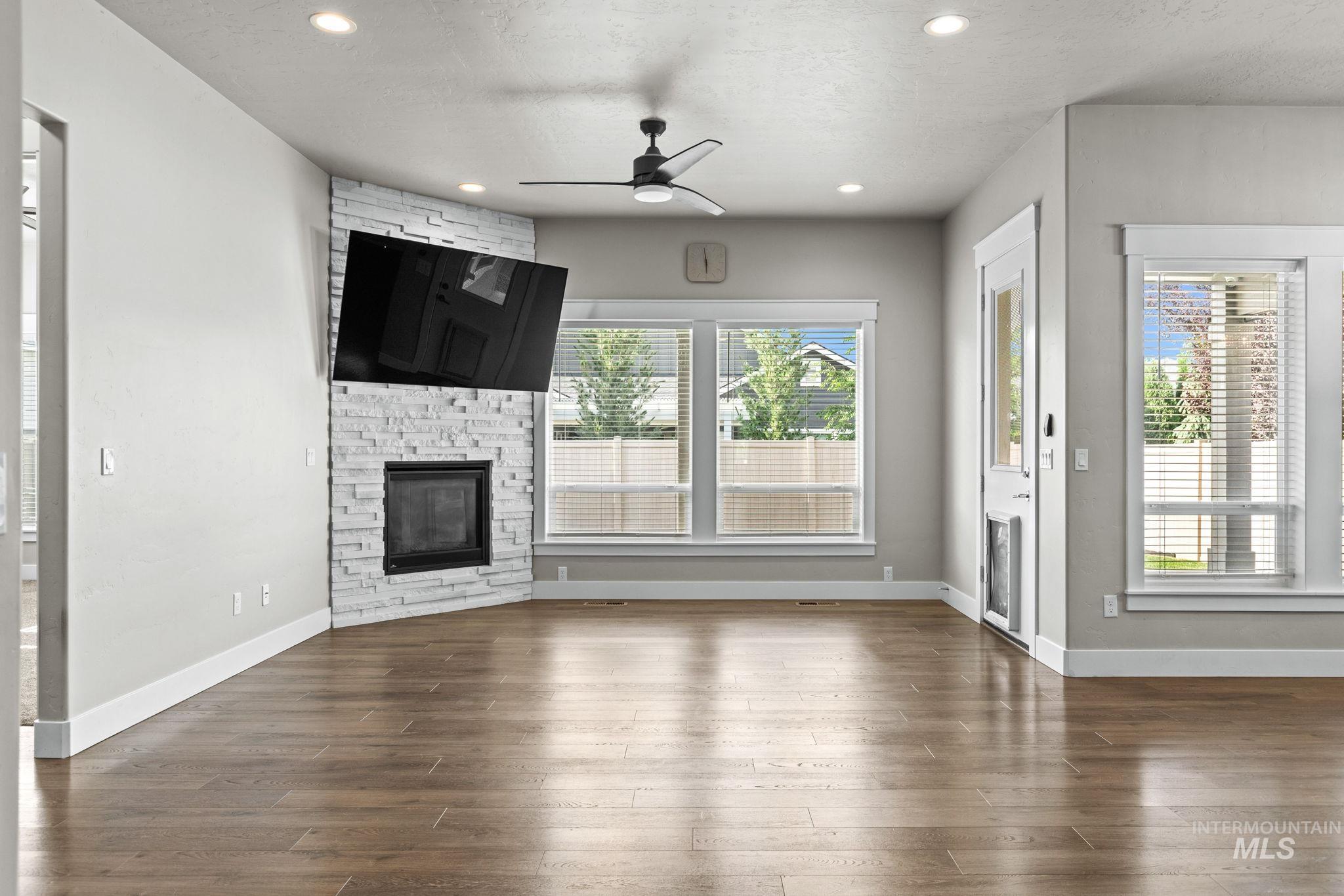 2934 E Murchison St, Meridian, Idaho 83642-5278, 4 Bedrooms, 3 Bathrooms, Residential For Sale, Price $888,800,MLS 98991973