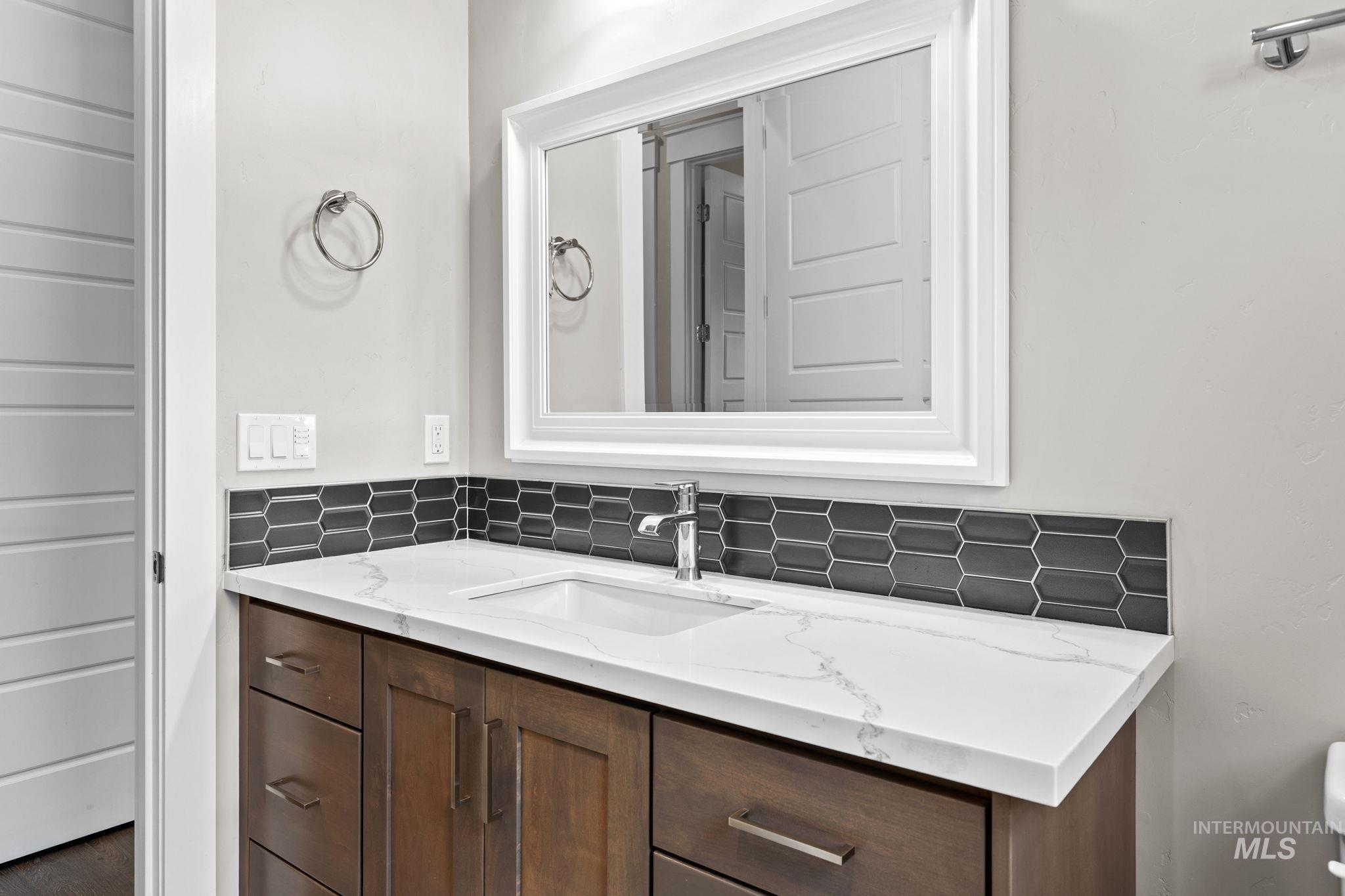 2934 E Murchison St, Meridian, Idaho 83642-5278, 4 Bedrooms, 3 Bathrooms, Residential For Sale, Price $888,800,MLS 98991973