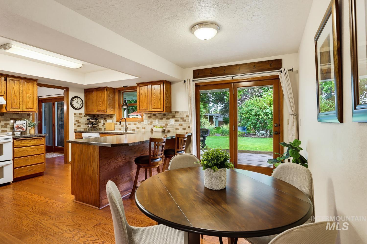 2975 E Autumn Way, Meridian, Idaho 83642, 3 Bedrooms, 2 Bathrooms, Residential For Sale, Price $637,700, 98991976