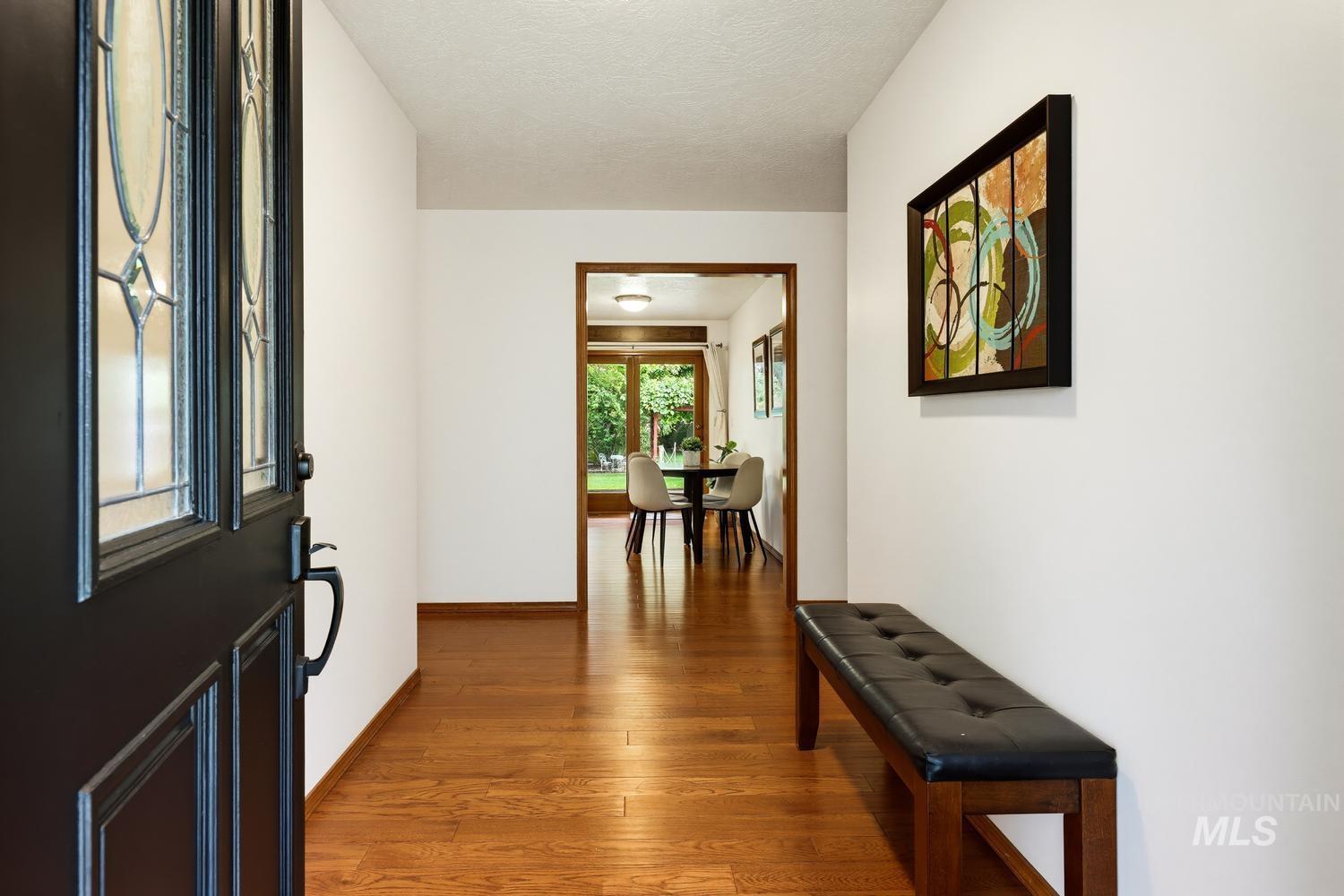 2975 E Autumn Way, Meridian, Idaho 83642, 3 Bedrooms, 2 Bathrooms, Residential For Sale, Price $637,700, 98991976