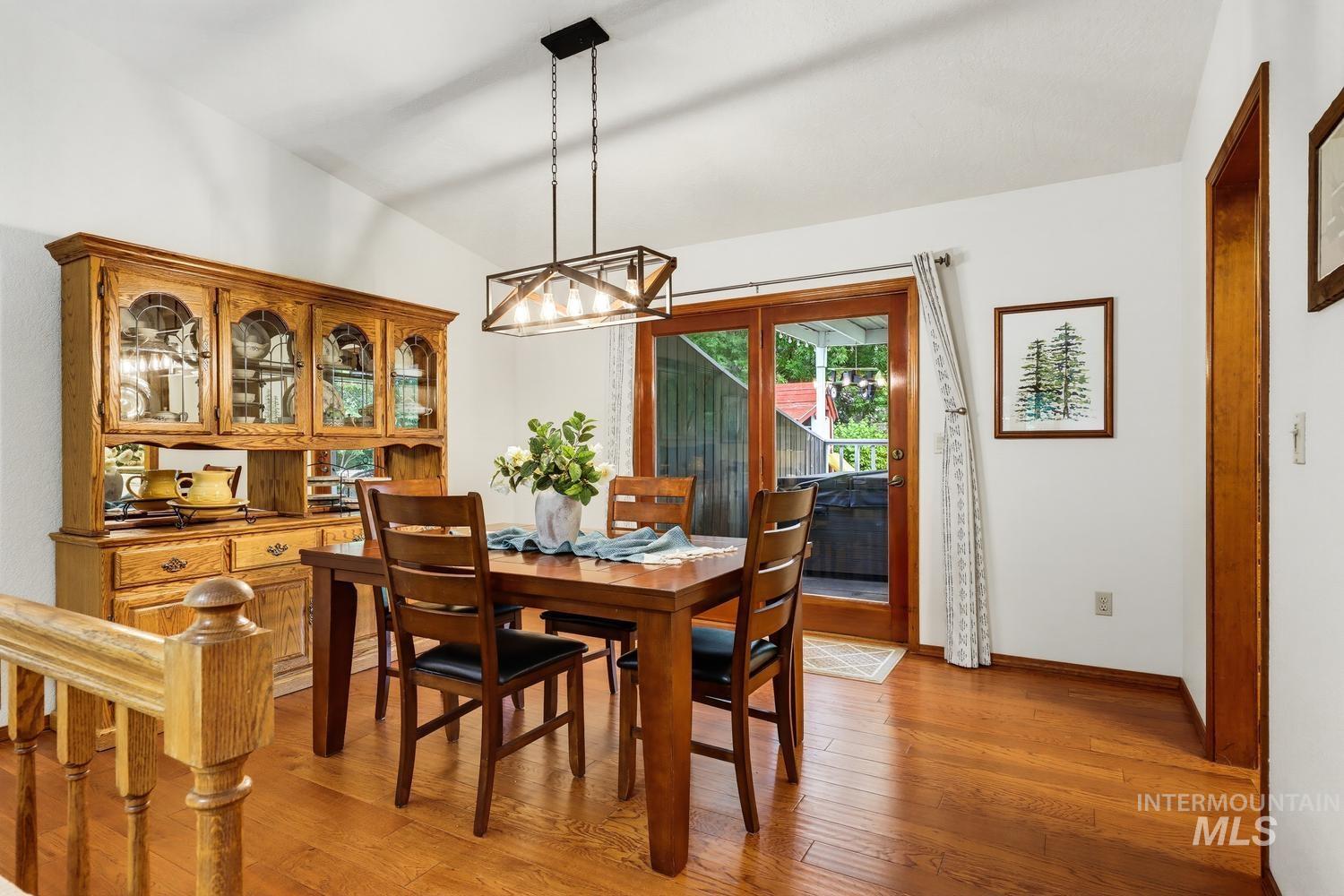 2975 E Autumn Way, Meridian, Idaho 83642, 3 Bedrooms, 2 Bathrooms, Residential For Sale, Price $637,700, 98991976