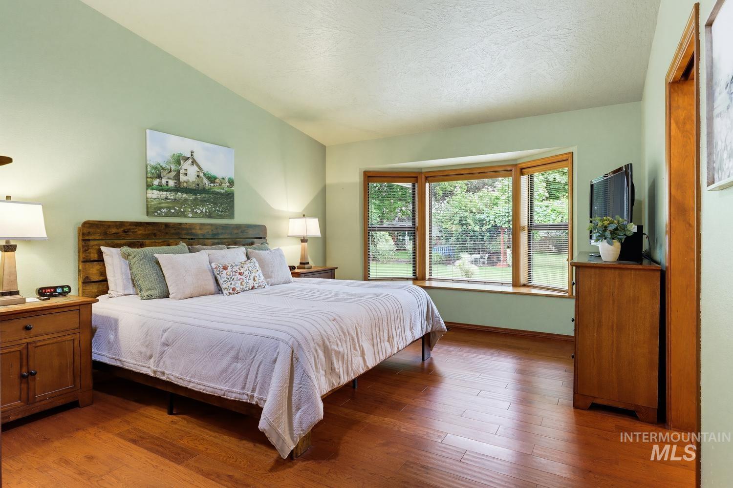 2975 E Autumn Way, Meridian, Idaho 83642, 3 Bedrooms, 2 Bathrooms, Residential For Sale, Price $637,700, 98991976