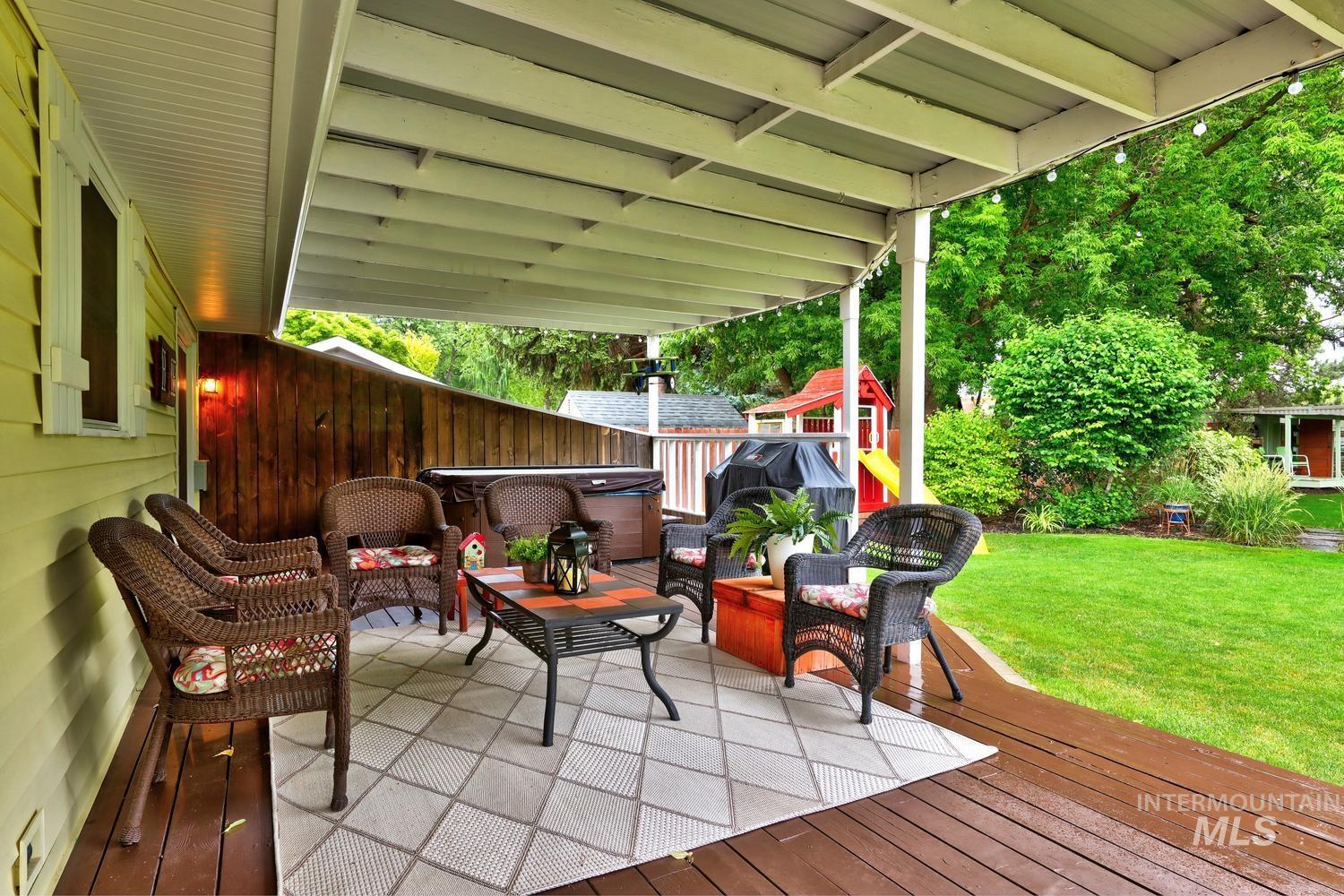 2975 E Autumn Way, Meridian, Idaho 83642, 3 Bedrooms, 2 Bathrooms, Residential For Sale, Price $637,700, 98991976