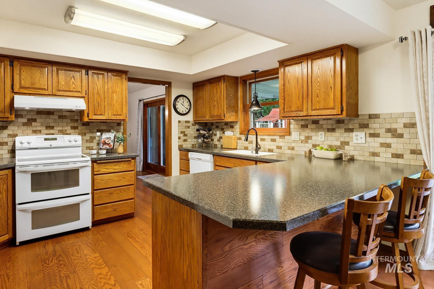 2975 E Autumn Way, Meridian, Idaho 83642, 3 Bedrooms, 2 Bathrooms, Residential For Sale, Price $637,700, 98991976