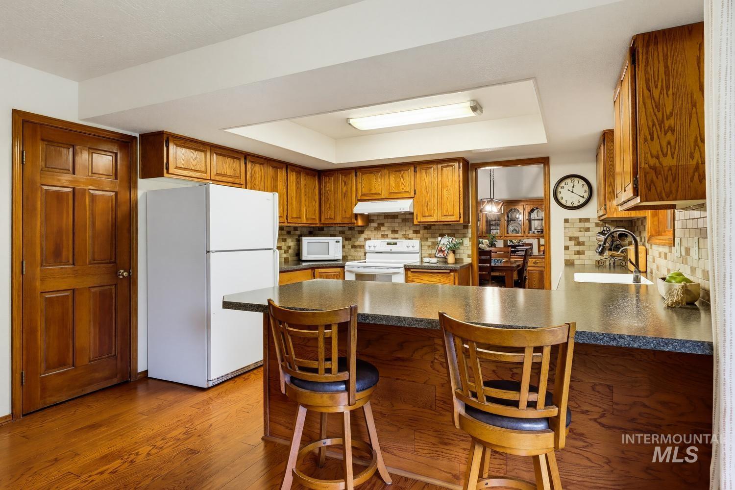 2975 E Autumn Way, Meridian, Idaho 83642, 3 Bedrooms, 2 Bathrooms, Residential For Sale, Price $637,700, 98991976