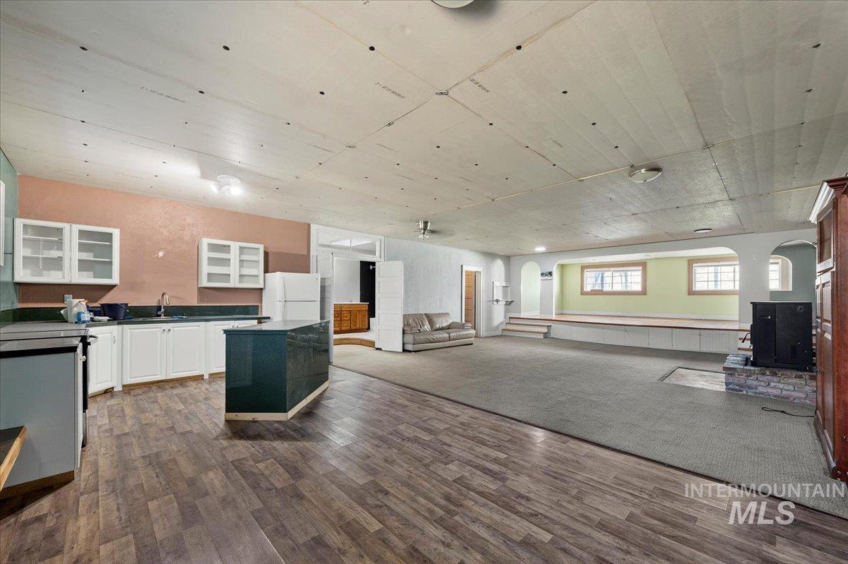 2160 S Five Mile, Boise, Idaho 83709, 5 Bedrooms, 4.5 Bathrooms, Residential For Sale, Price $725,000,MLS 98991979