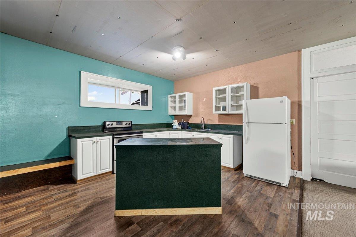 2160 S Five Mile, Boise, Idaho 83709, 5 Bedrooms, 4.5 Bathrooms, Residential For Sale, Price $725,000,MLS 98991979