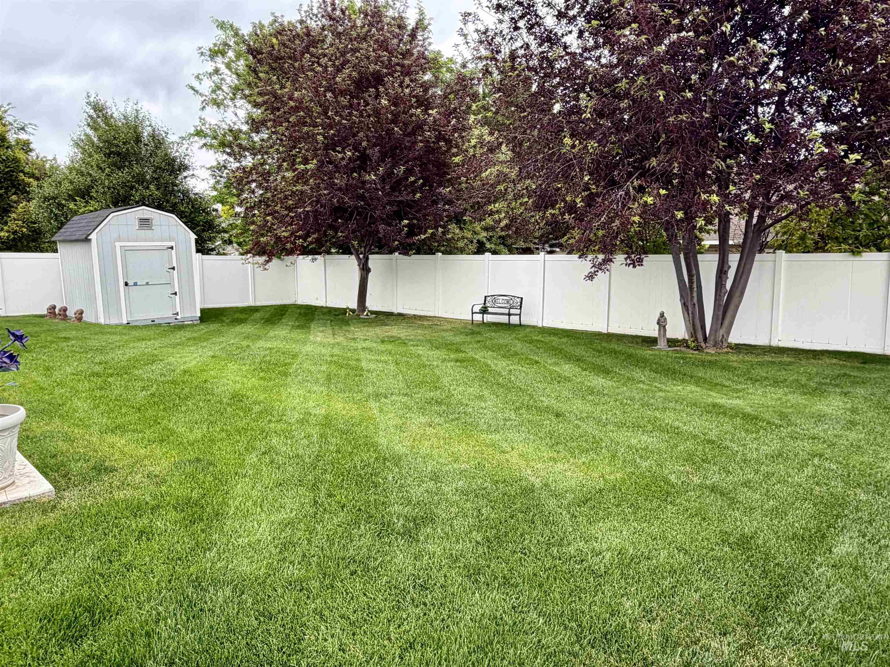 1257 Fiesta Way, Twin Falls, Idaho 83301-8265, 3 Bedrooms, 2 Bathrooms, Residential For Sale, Price $398,900,MLS 98991980