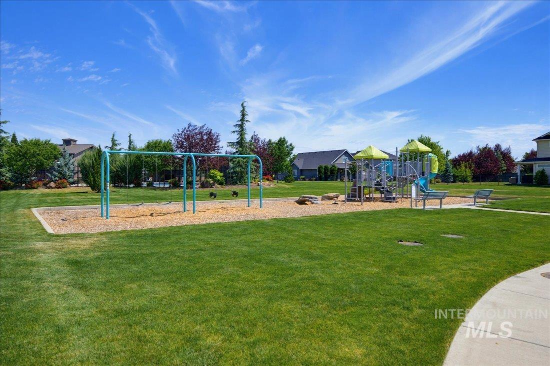 5824 S Astoria Avenue, Meridian, Idaho 83642, 4 Bedrooms, 3 Bathrooms, Residential For Sale, Price $900,000, 98991981