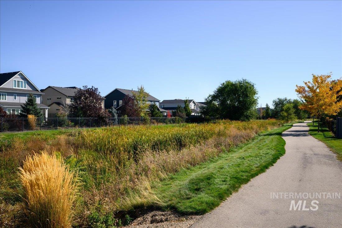 5824 S Astoria Avenue, Meridian, Idaho 83642, 4 Bedrooms, 3 Bathrooms, Residential For Sale, Price $900,000, 98991981