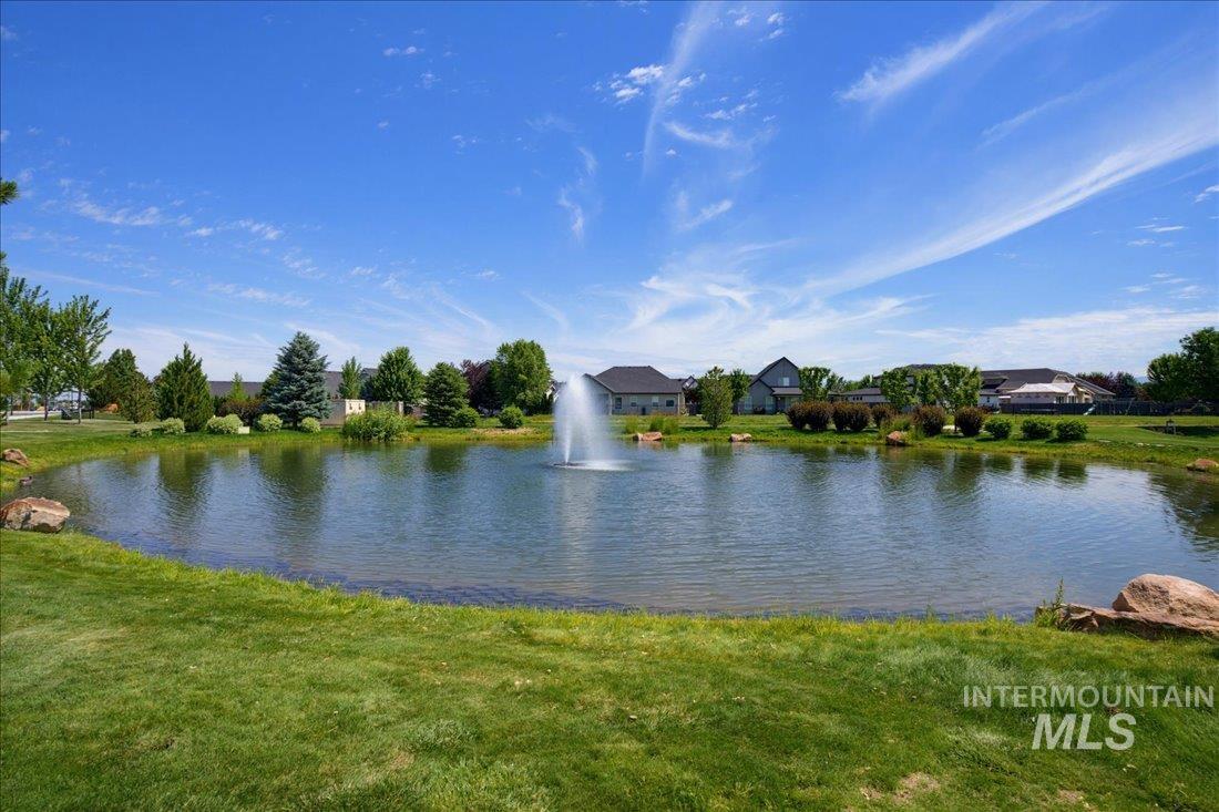 5824 S Astoria Avenue, Meridian, Idaho 83642, 4 Bedrooms, 3 Bathrooms, Residential For Sale, Price $900,000, 98991981