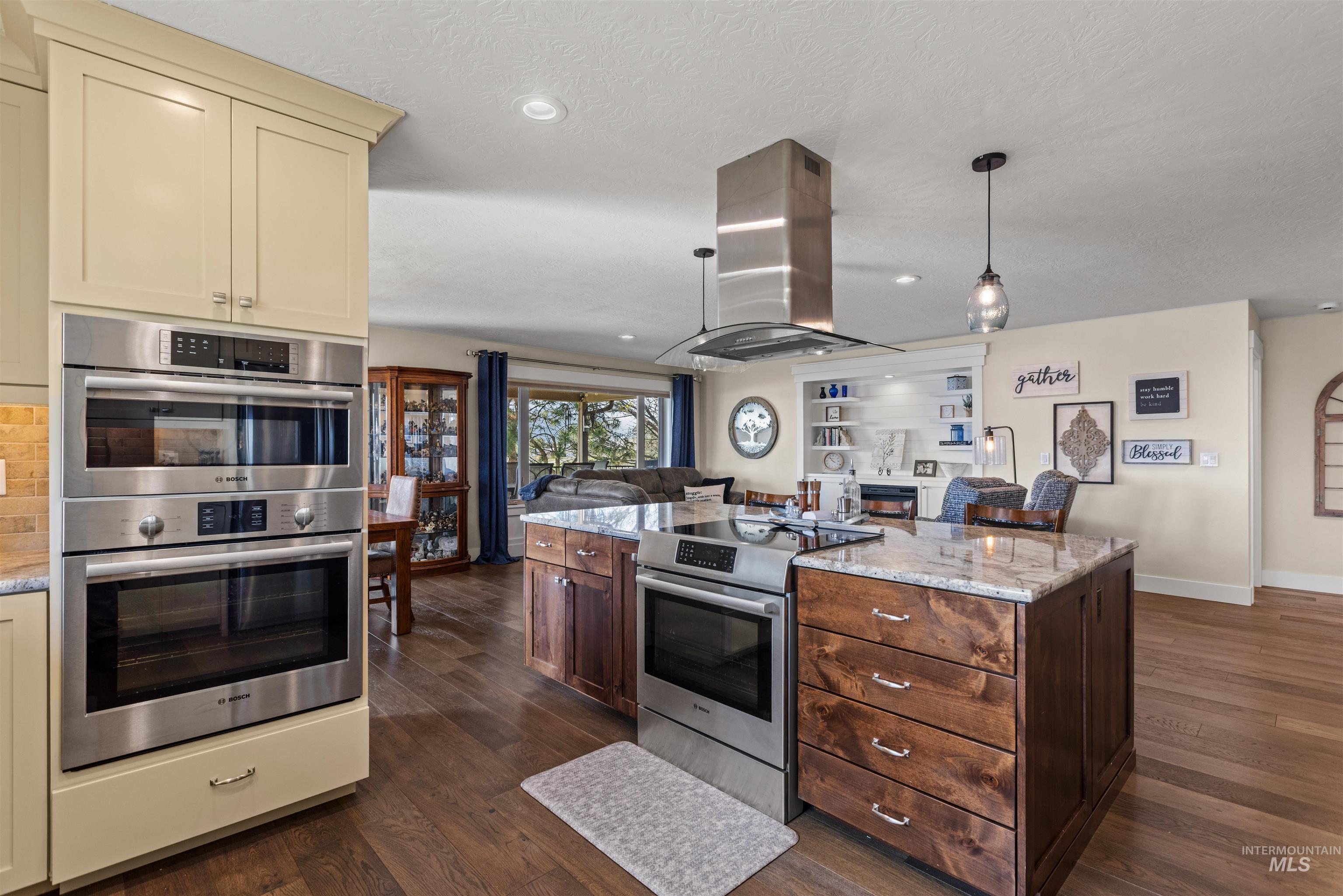 20796 Lowell Road, Caldwell, Idaho 83607, 4 Bedrooms, 3 Bathrooms, Residential For Sale, Price $1,685,000,MLS 98991984