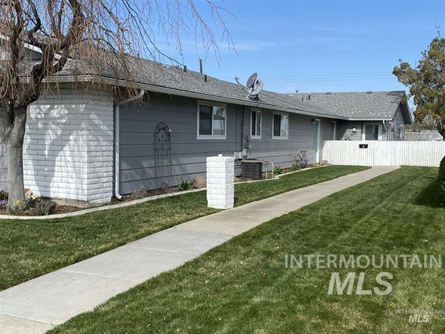 453 S S White Cloud Dr, Boise, Idaho 83709, 2 Bedrooms, 2 Bathrooms, Residential Income For Sale, Price $649,900,MLS 98991986