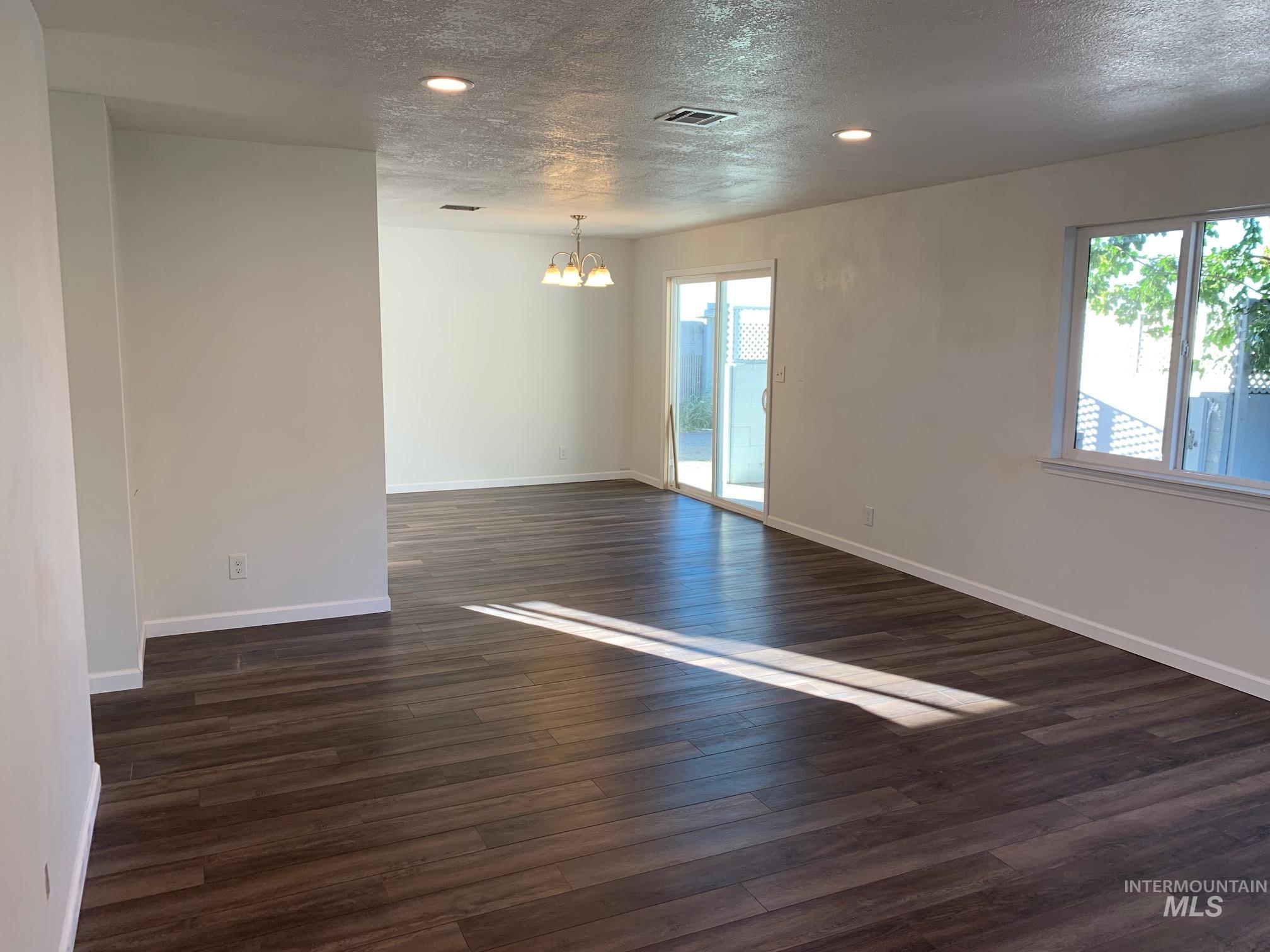 453 S S White Cloud Dr, Boise, Idaho 83709, 2 Bedrooms, 2 Bathrooms, Residential Income For Sale, Price $649,900,MLS 98991986