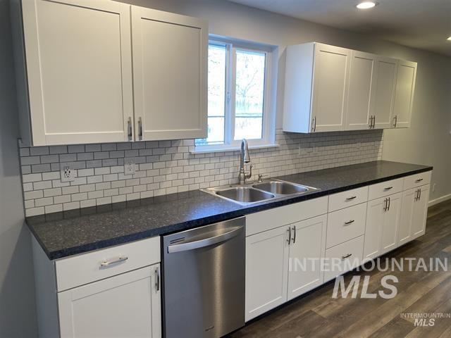 453 S S White Cloud Dr, Boise, Idaho 83709, 2 Bedrooms, 2 Bathrooms, Residential Income For Sale, Price $649,900,MLS 98991986