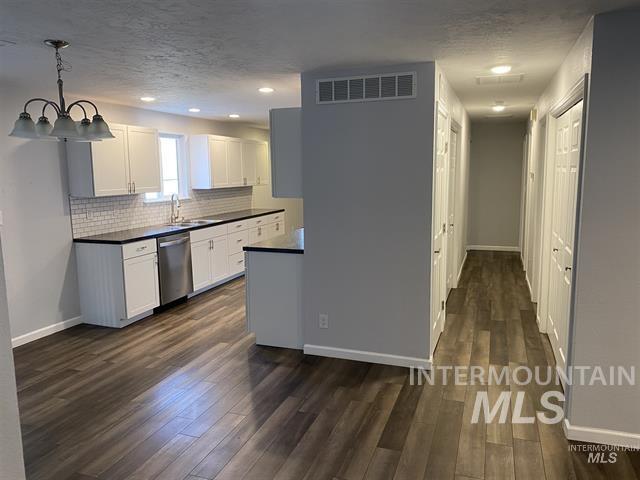 453 S S White Cloud Dr, Boise, Idaho 83709, 2 Bedrooms, 2 Bathrooms, Residential Income For Sale, Price $649,900,MLS 98991986