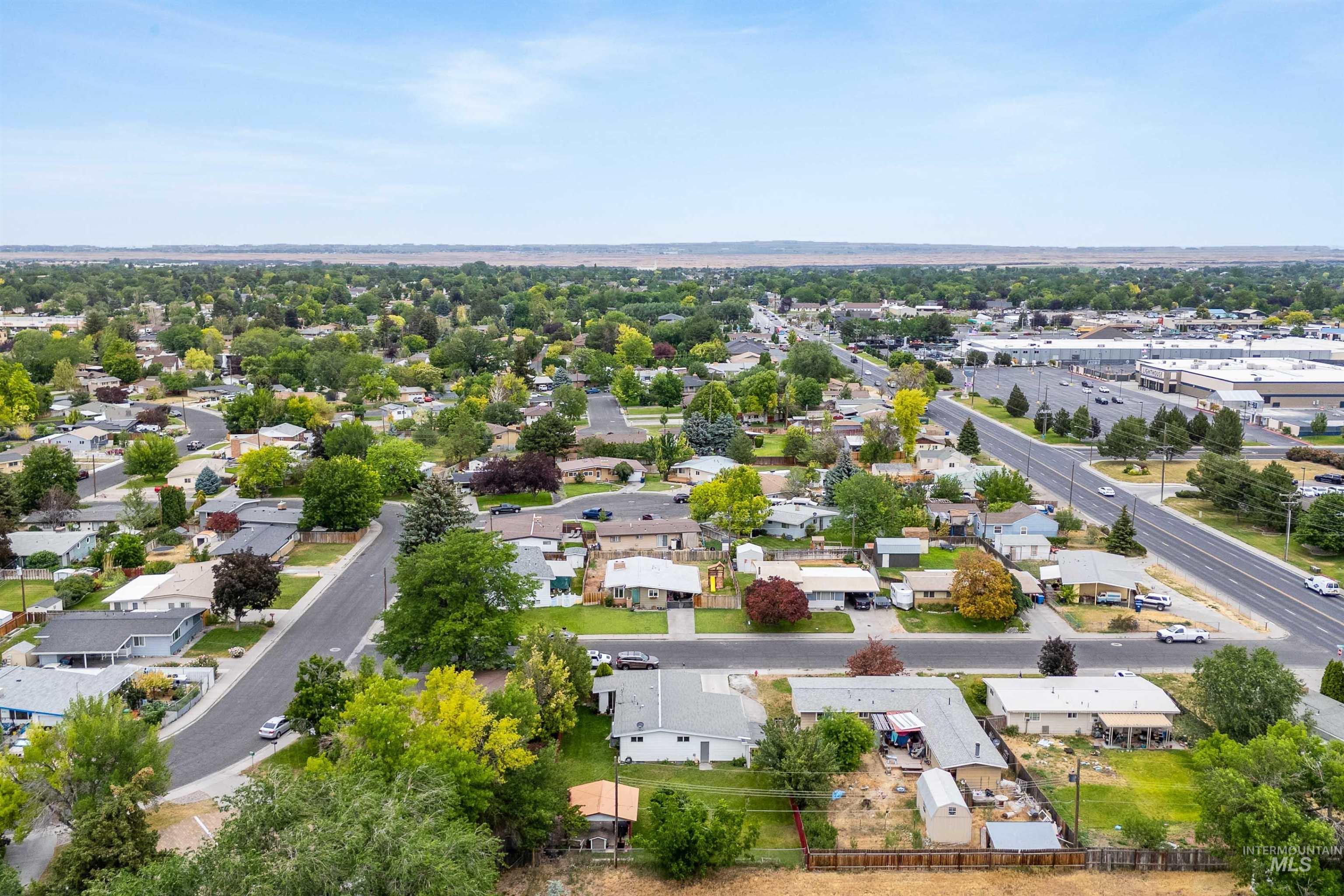 2158 Sherry Ln, Twin Falls, Idaho 83301, 6 Bedrooms, 3 Bathrooms, Residential For Sale, Price $390,000,MLS 98991991