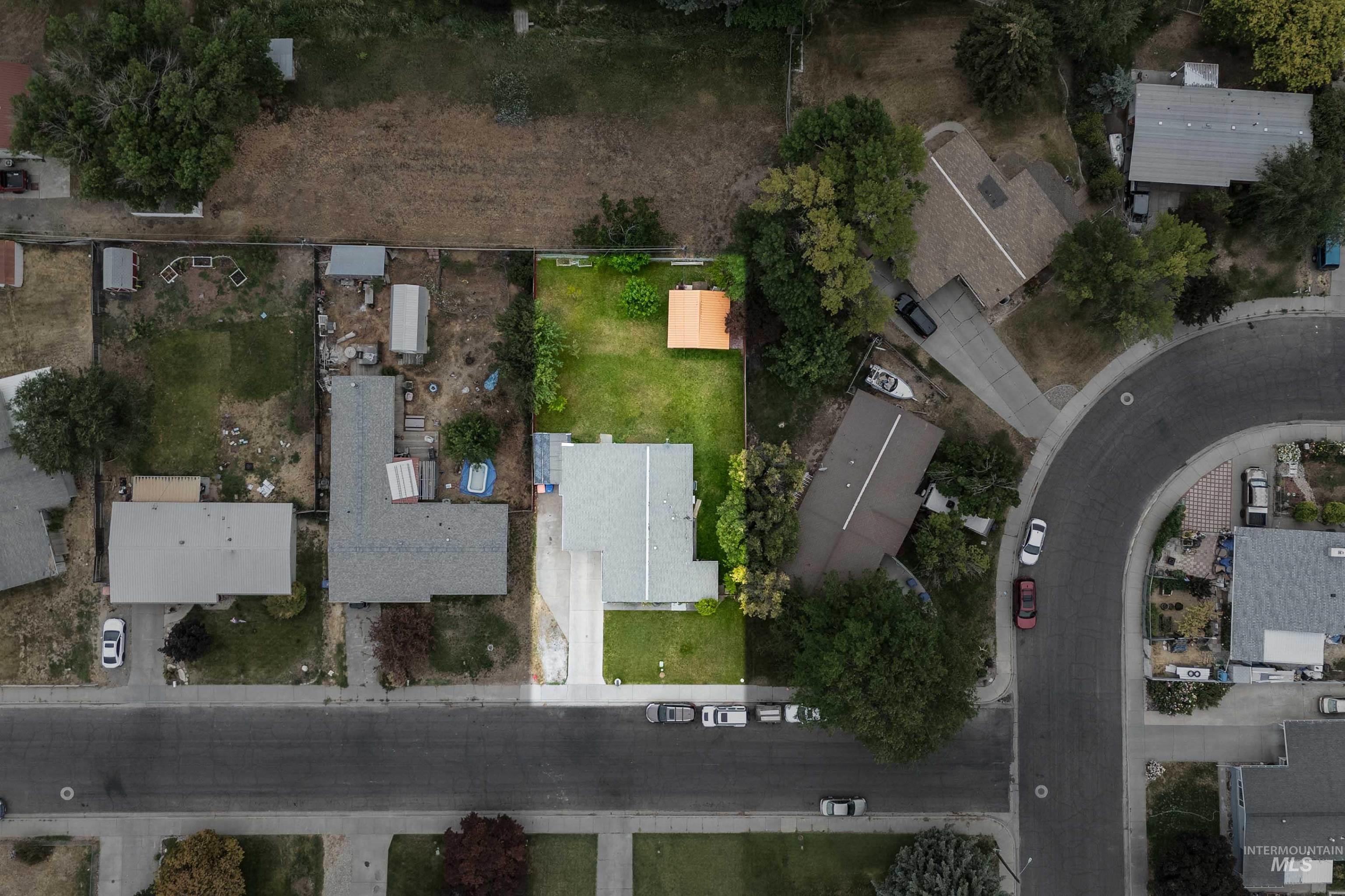 2158 Sherry Ln, Twin Falls, Idaho 83301, 6 Bedrooms, 3 Bathrooms, Residential For Sale, Price $390,000,MLS 98991991