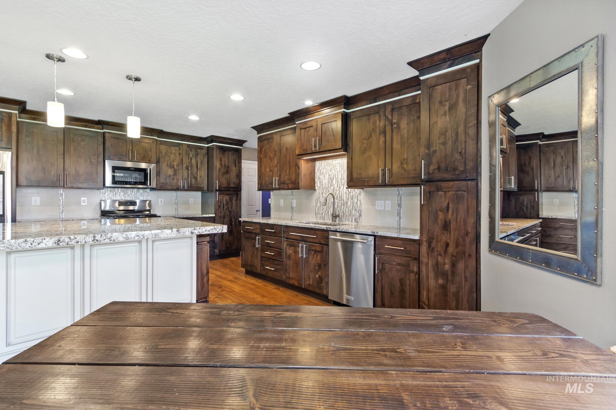 8056 E McKenzre St, Nampa, Idaho 83687, 4 Bedrooms, 2.5 Bathrooms, Residential For Sale, Price $524,000, 98991992