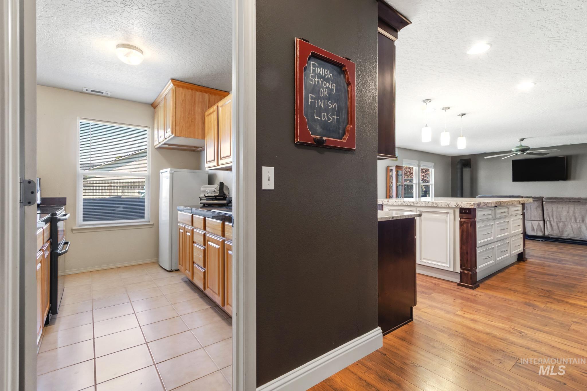 8056 E McKenzre St, Nampa, Idaho 83687, 4 Bedrooms, 2.5 Bathrooms, Residential For Sale, Price $524,000, 98991992