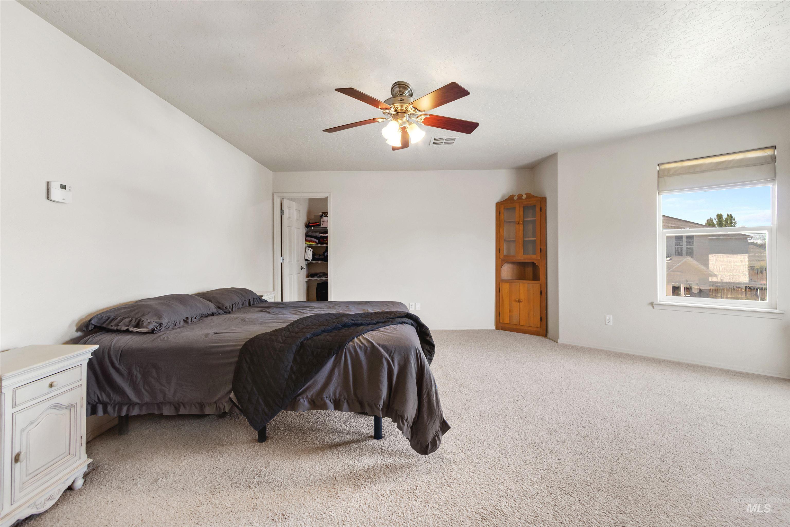 8056 E McKenzre St, Nampa, Idaho 83687, 4 Bedrooms, 2.5 Bathrooms, Residential For Sale, Price $524,000, 98991992