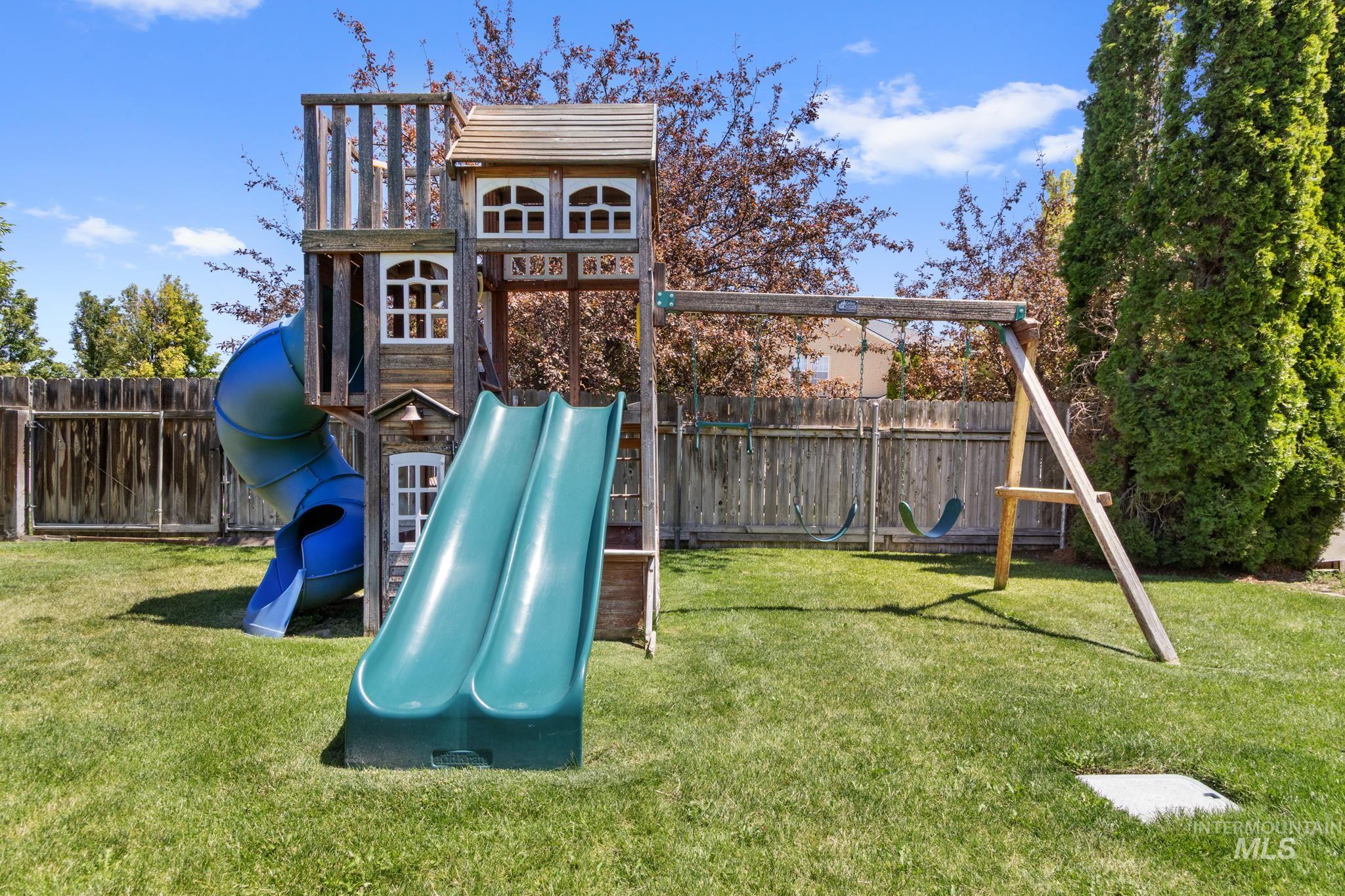 8056 E McKenzre St, Nampa, Idaho 83687, 4 Bedrooms, 2.5 Bathrooms, Residential For Sale, Price $524,000, 98991992