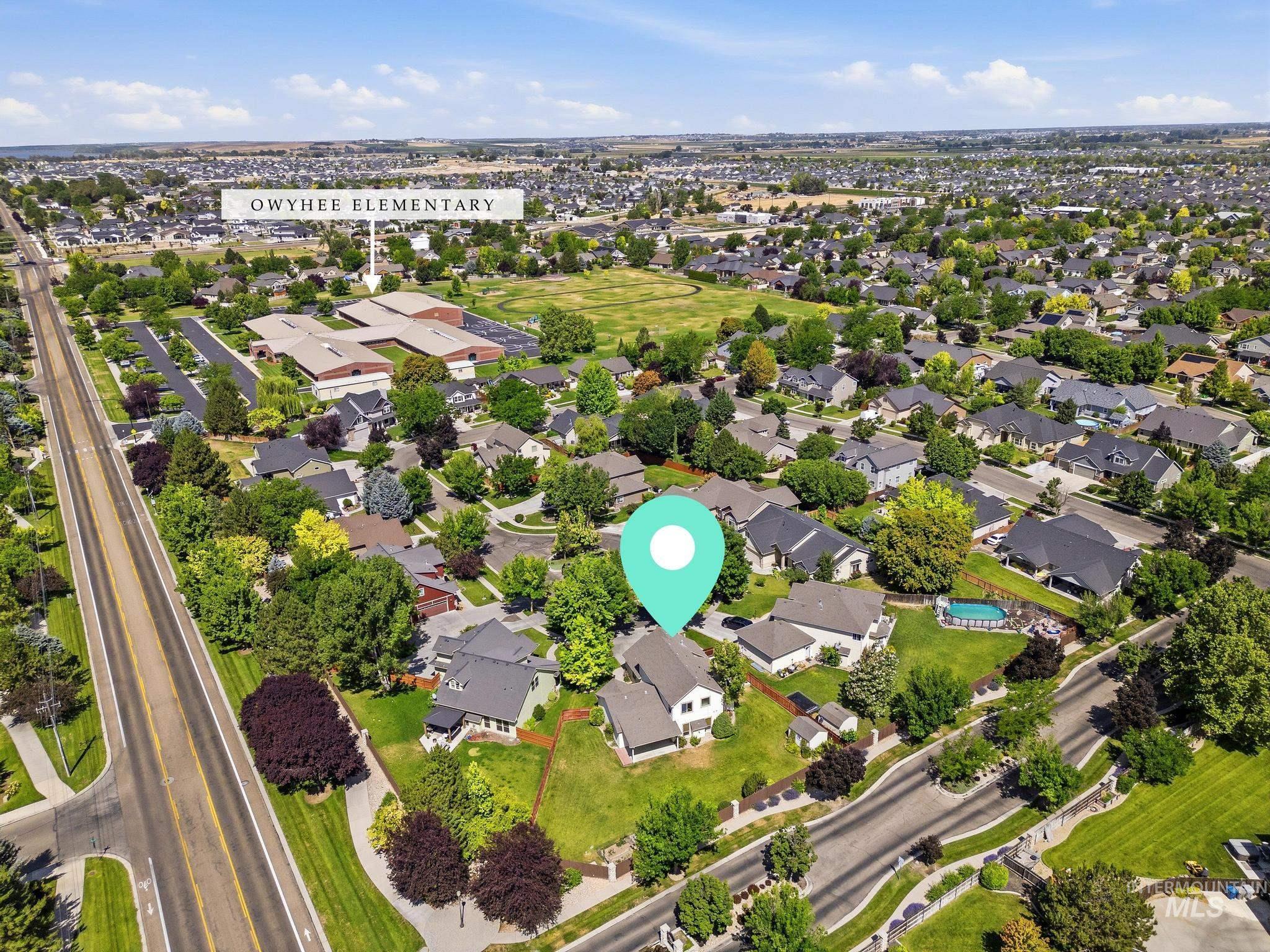 1491 S Millstream Ct, Nampa, Idaho 83686, 4 Bedrooms, 3 Bathrooms, Residential For Sale, Price $489,990,MLS 98991994