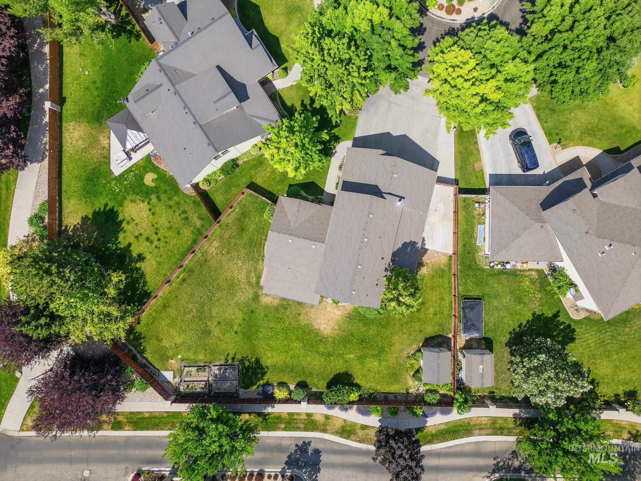 1491 S Millstream Ct, Nampa, Idaho 83686, 4 Bedrooms, 3 Bathrooms, Residential For Sale, Price $489,990,MLS 98991994