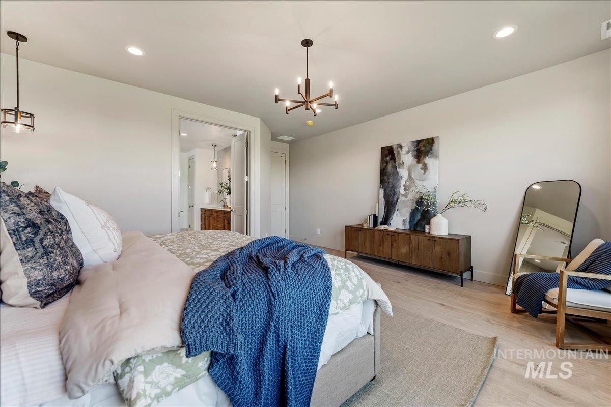 7542 W Flathead Lake St, Eagle, Idaho 83616, 4 Bedrooms, 3.5 Bathrooms, Residential For Sale, Price $1,089,900,MLS 98991995