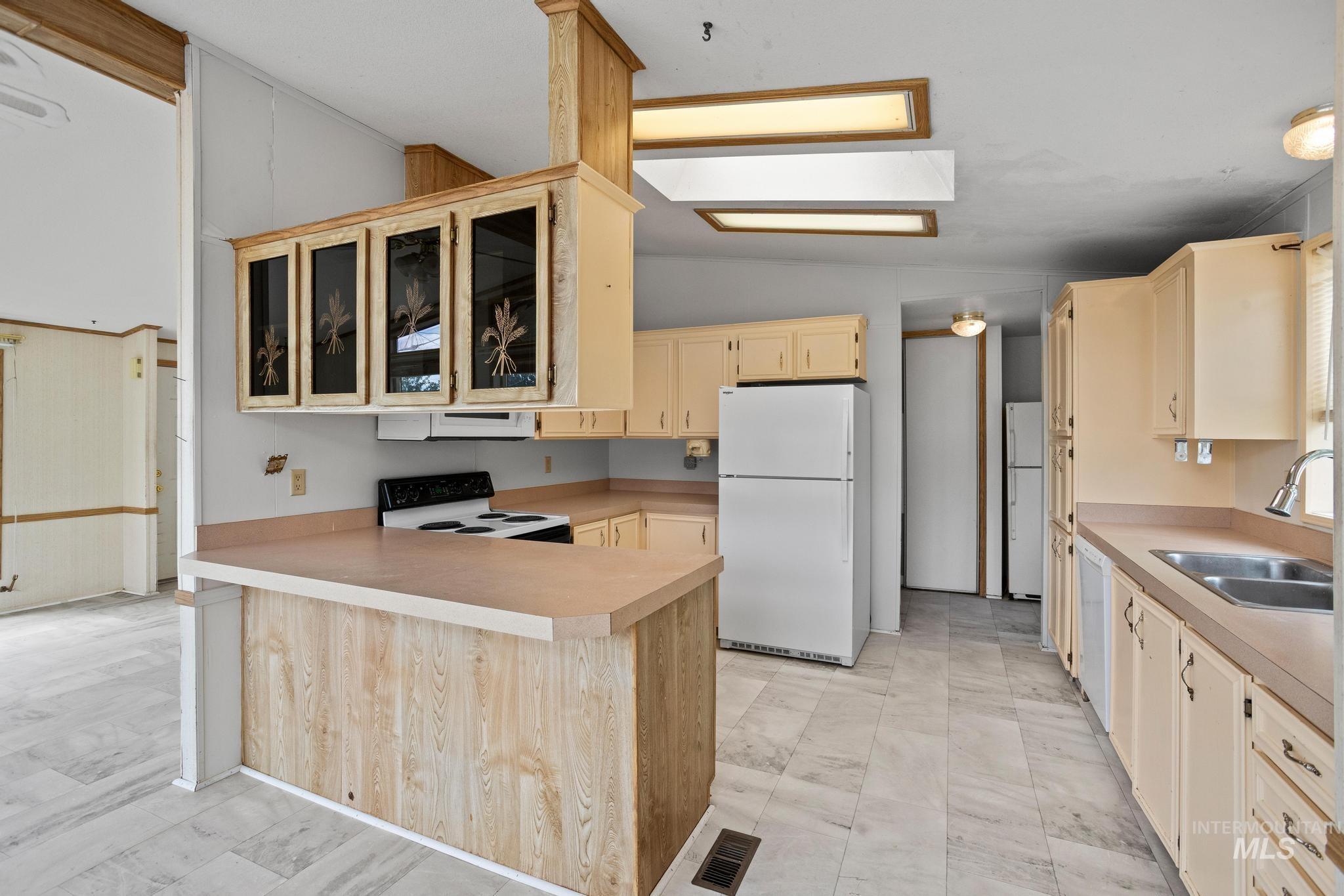 3680 S Mill Rd, Emmett, Idaho 83617, 2 Bedrooms, 2 Bathrooms, Residential For Sale, Price $449,900,MLS 98991996