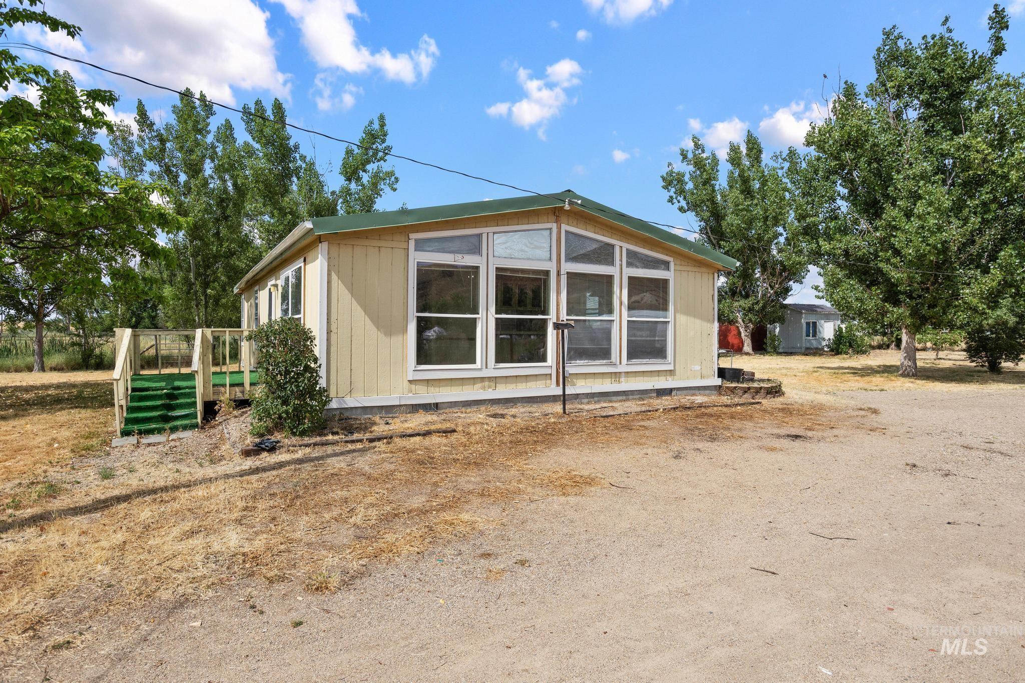 3680 S Mill Rd, Emmett, Idaho 83617, 2 Bedrooms, 2 Bathrooms, Residential For Sale, Price $449,900,MLS 98991996