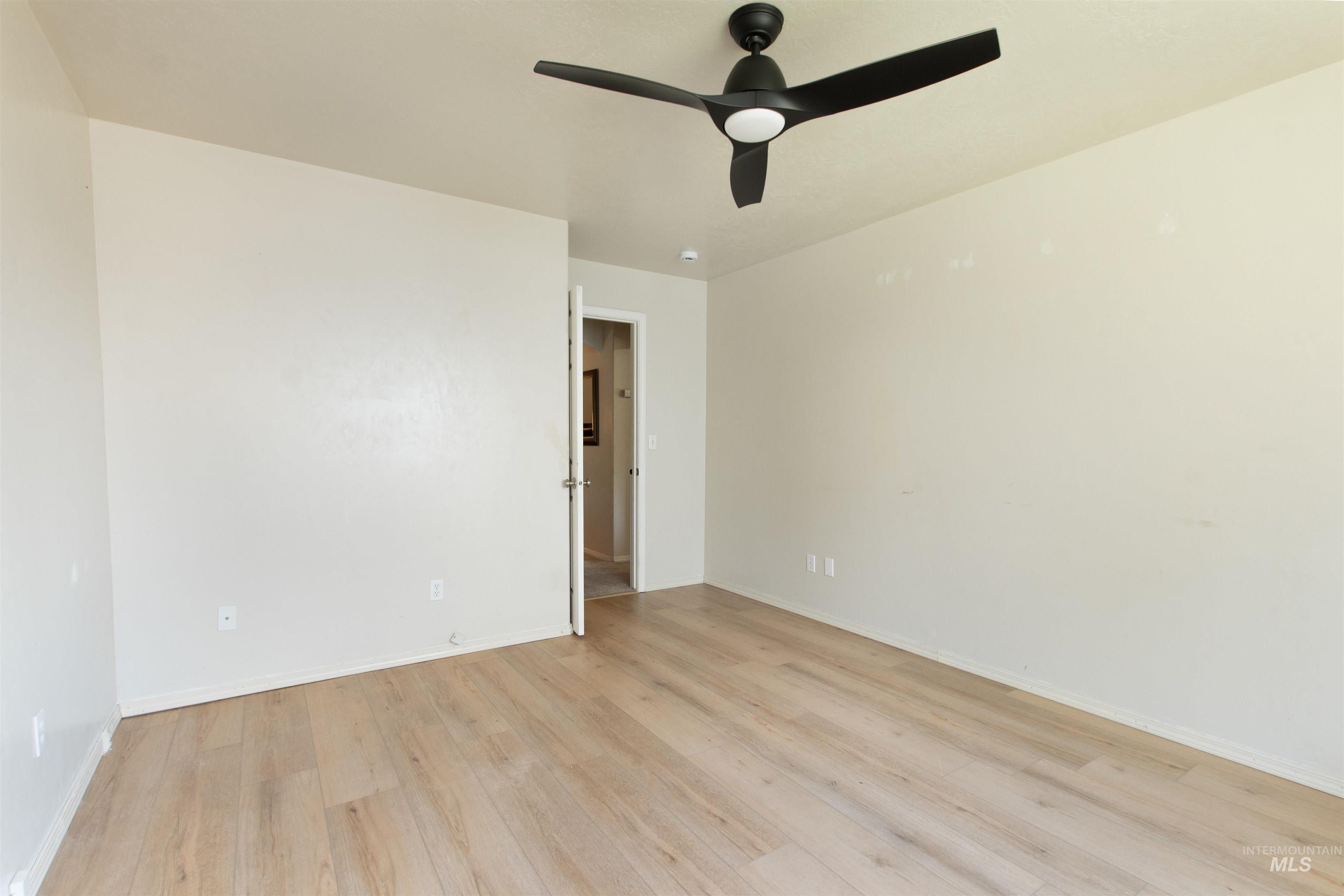 625 Mulberry Loop, Nampa, Idaho 83686, 4 Bedrooms, 2 Bathrooms, Residential For Sale, Price $399,900,MLS 98991998
