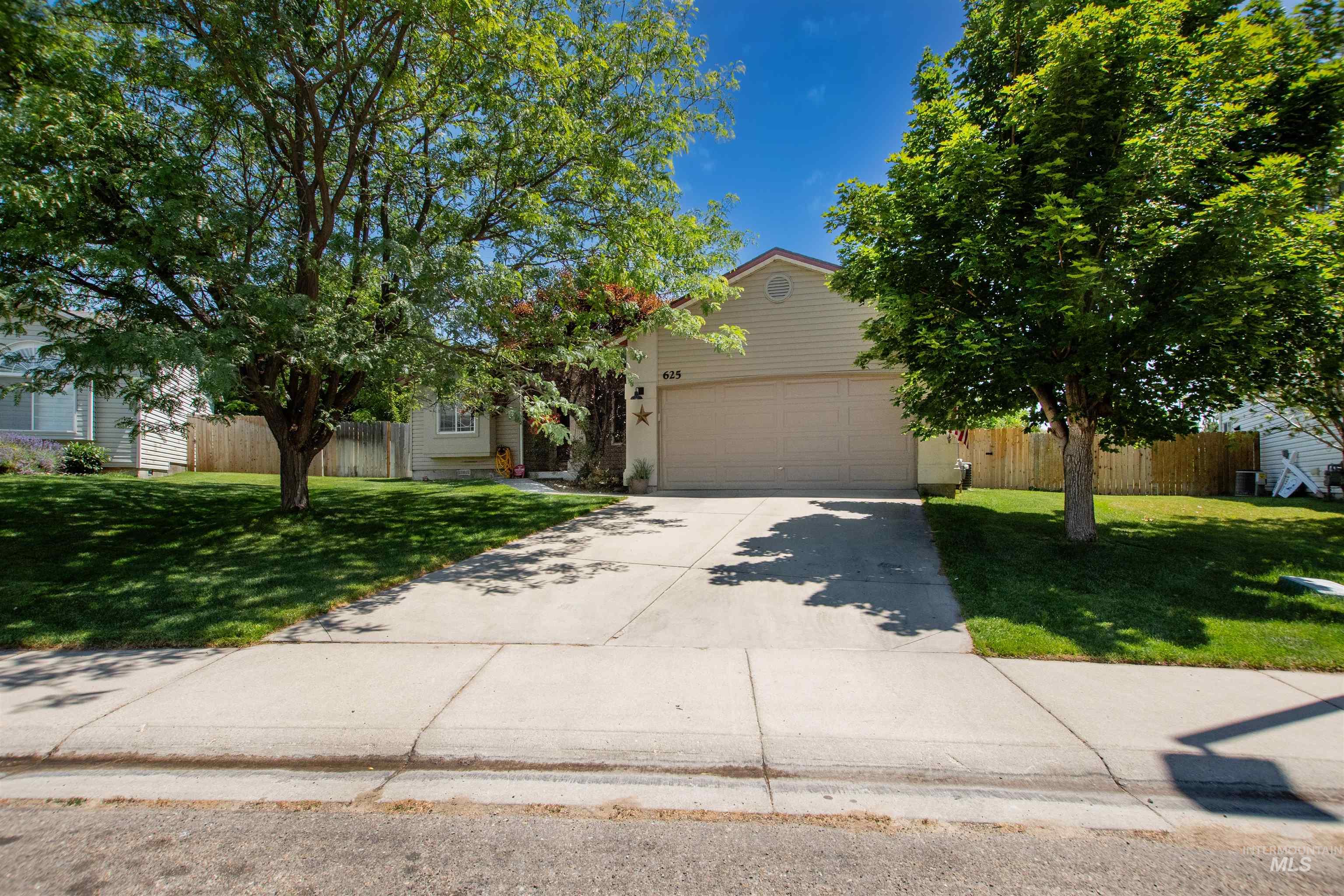 625 Mulberry Loop, Nampa, Idaho 83686, 4 Bedrooms, 2 Bathrooms, Residential For Sale, Price $399,900,MLS 98991998