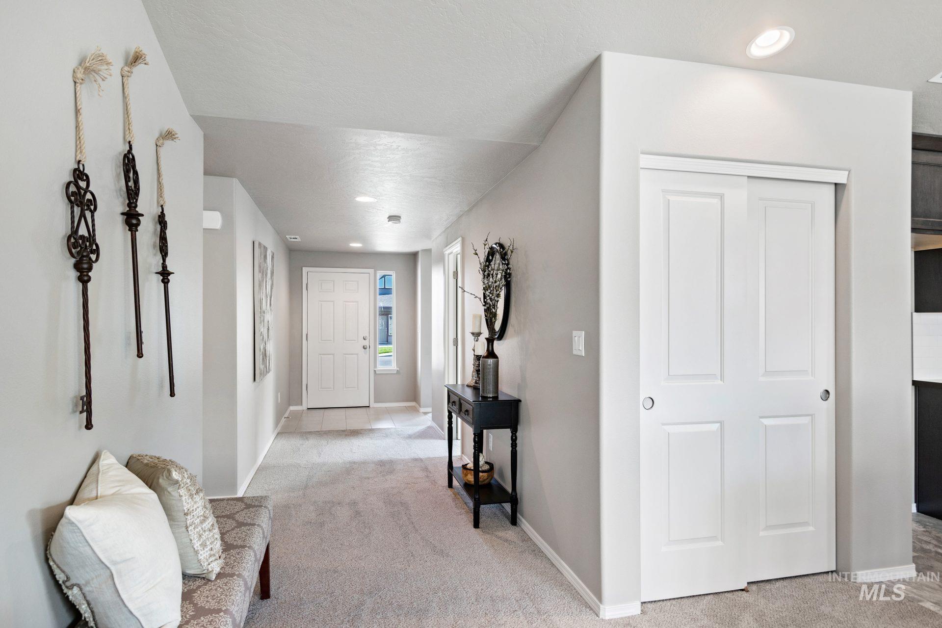594 Upland Ave, Twin Falls, Idaho 83301, 3 Bedrooms, 2 Bathrooms, Residential For Sale, Price $359,990,MLS 98992004