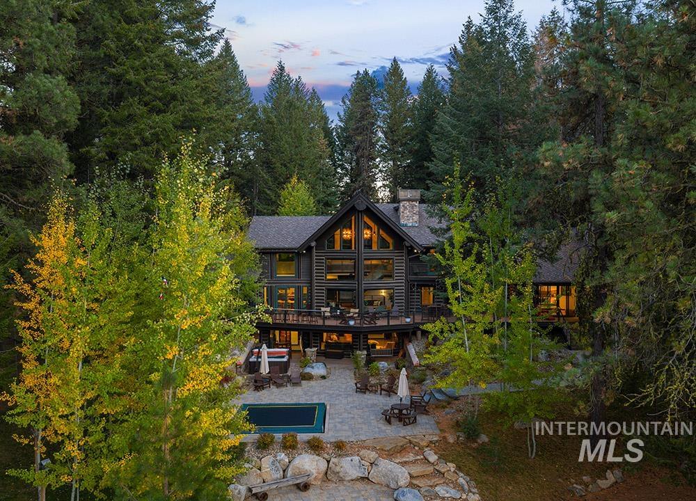 305 Blackhawk Lake Dr., McCall, Idaho 83638, 6 Bedrooms, 4 Bathrooms, Residential For Sale, Price $3,999,000, 98992005