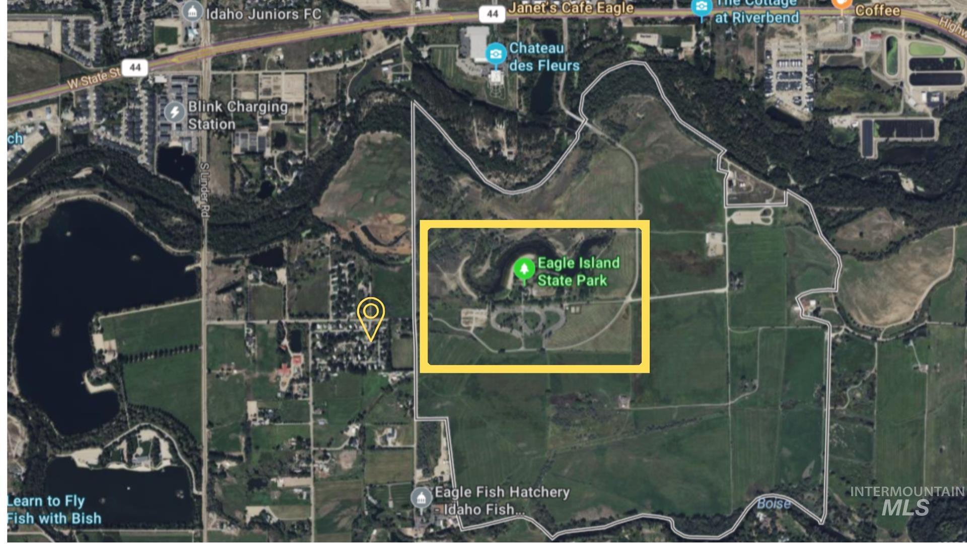 1200 Artesian Rd #15, Eagle, Idaho 83616, 3 Bedrooms, 2 Bathrooms, Residential For Sale, Price $65,000,MLS 98992006
