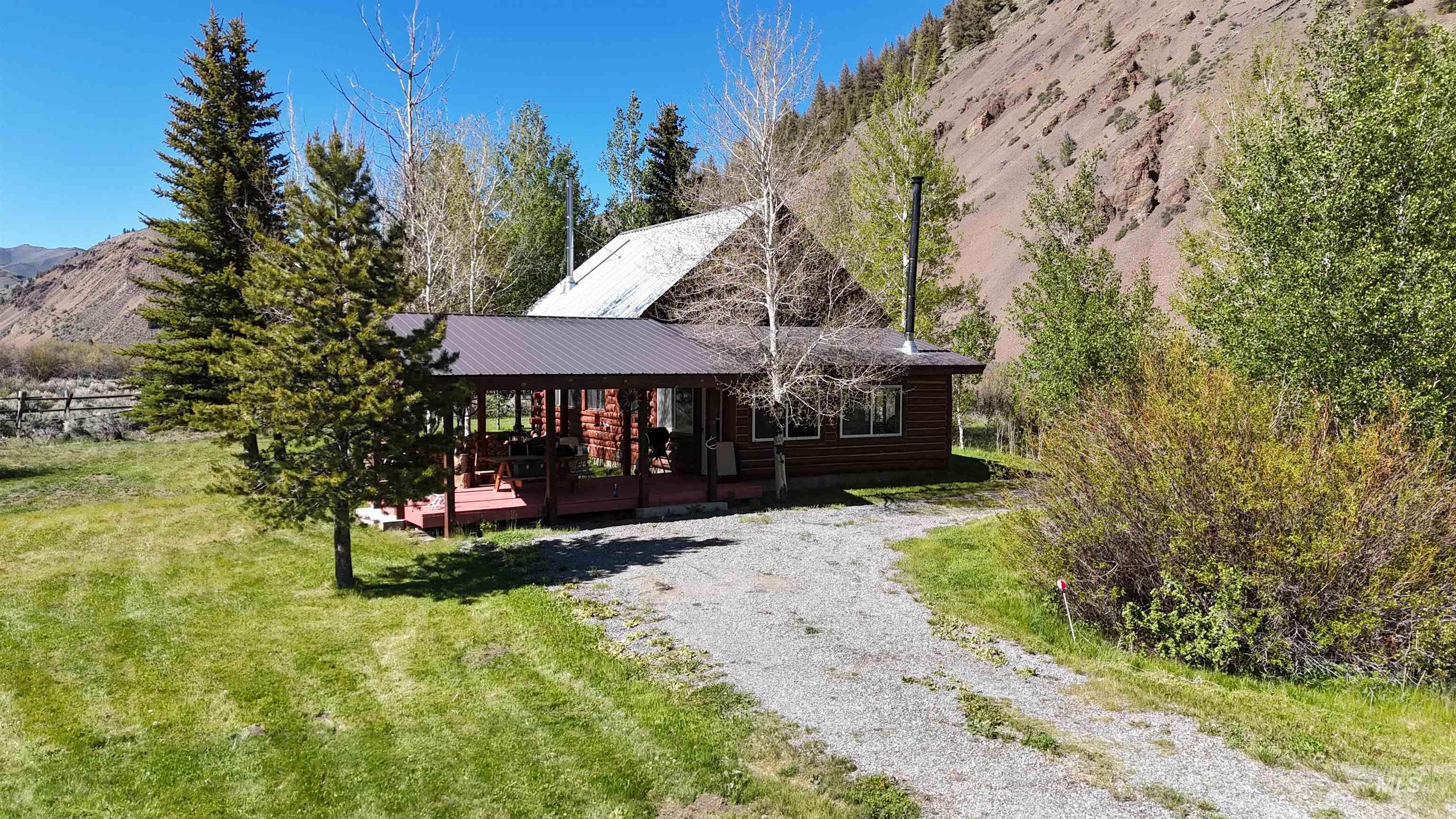 4299 North Fork, Outside City Limits, Idaho 83251, 2 Bedrooms, 2 Bathrooms, Residential For Sale, Price $795,000,MLS 98992007