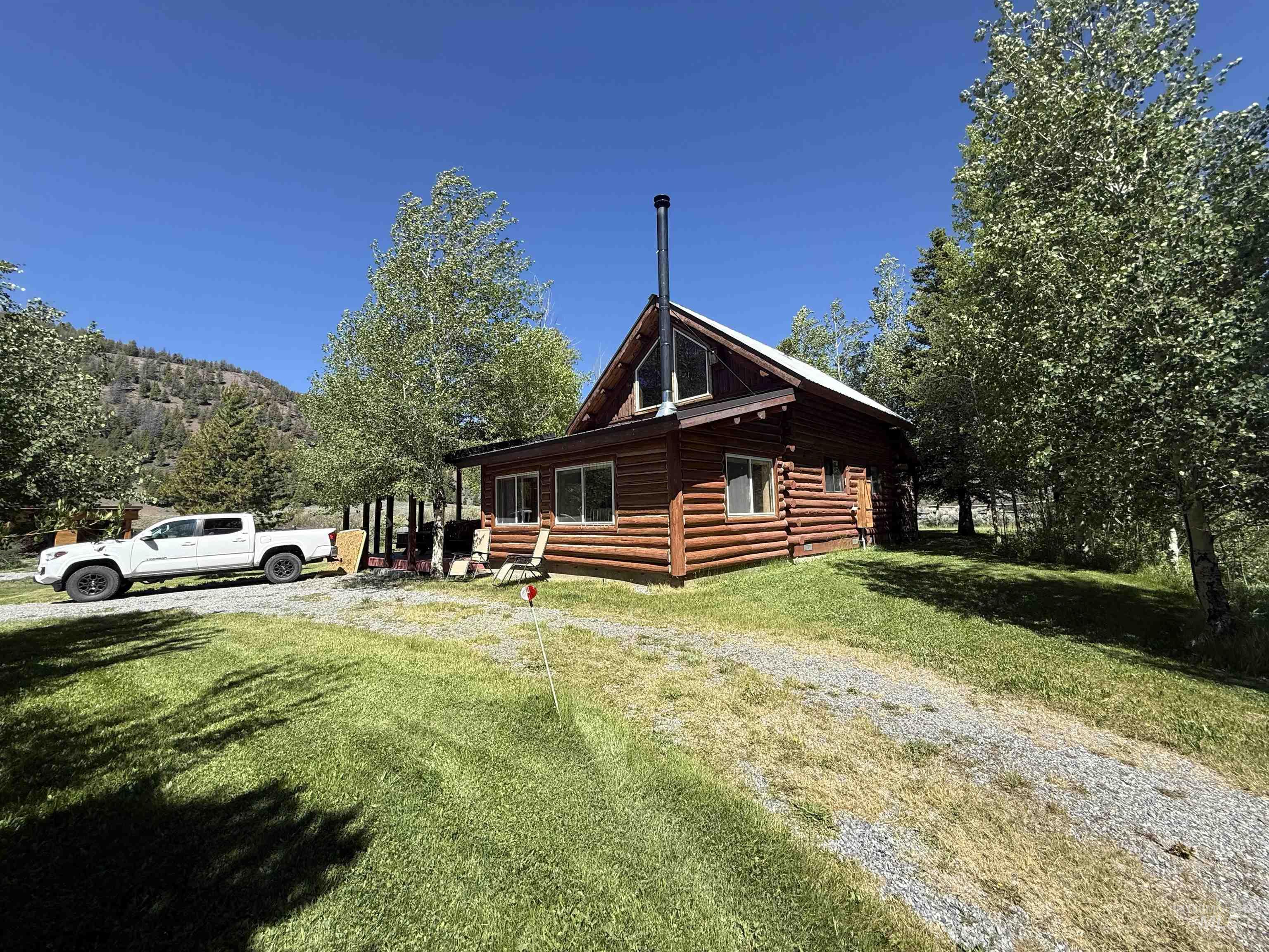 4299 North Fork, Outside City Limits, Idaho 83251, 2 Bedrooms, 2 Bathrooms, Residential For Sale, Price $795,000,MLS 98992007