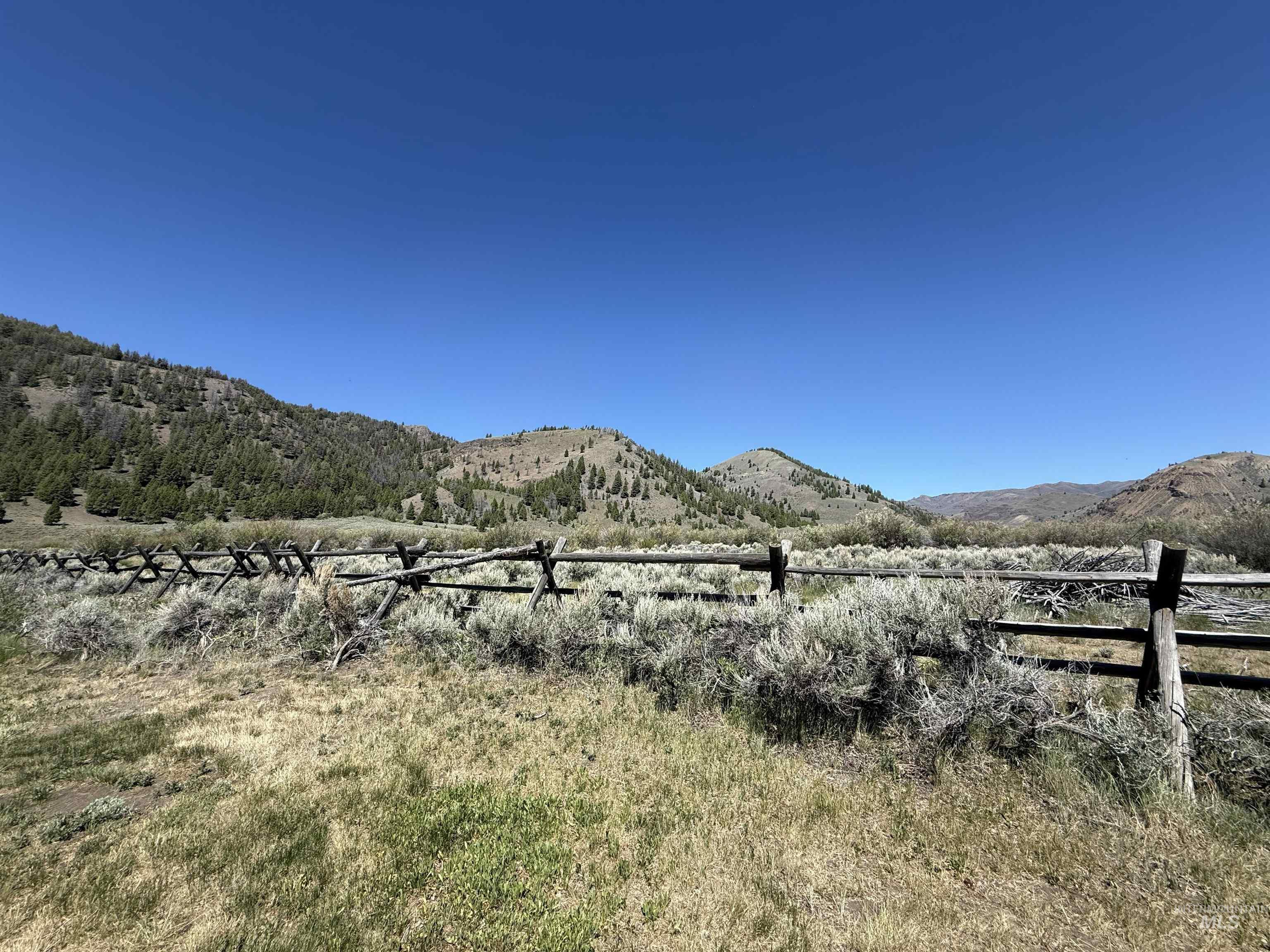 4299 North Fork, Outside City Limits, Idaho 83251, 2 Bedrooms, 2 Bathrooms, Residential For Sale, Price $795,000,MLS 98992007