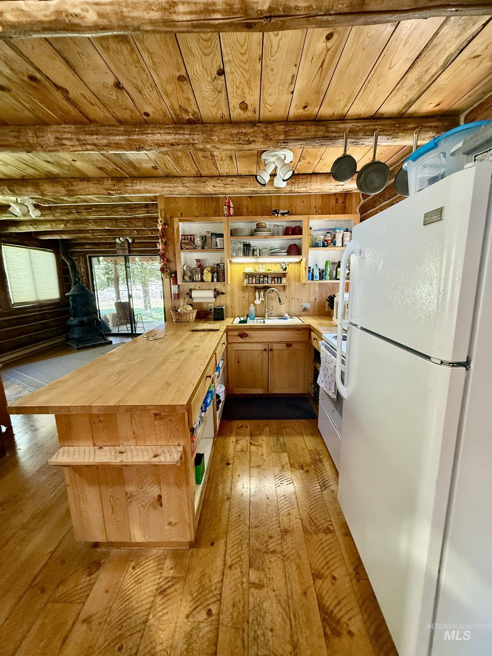 4299 North Fork, Outside City Limits, Idaho 83251, 2 Bedrooms, 2 Bathrooms, Residential For Sale, Price $795,000,MLS 98992007