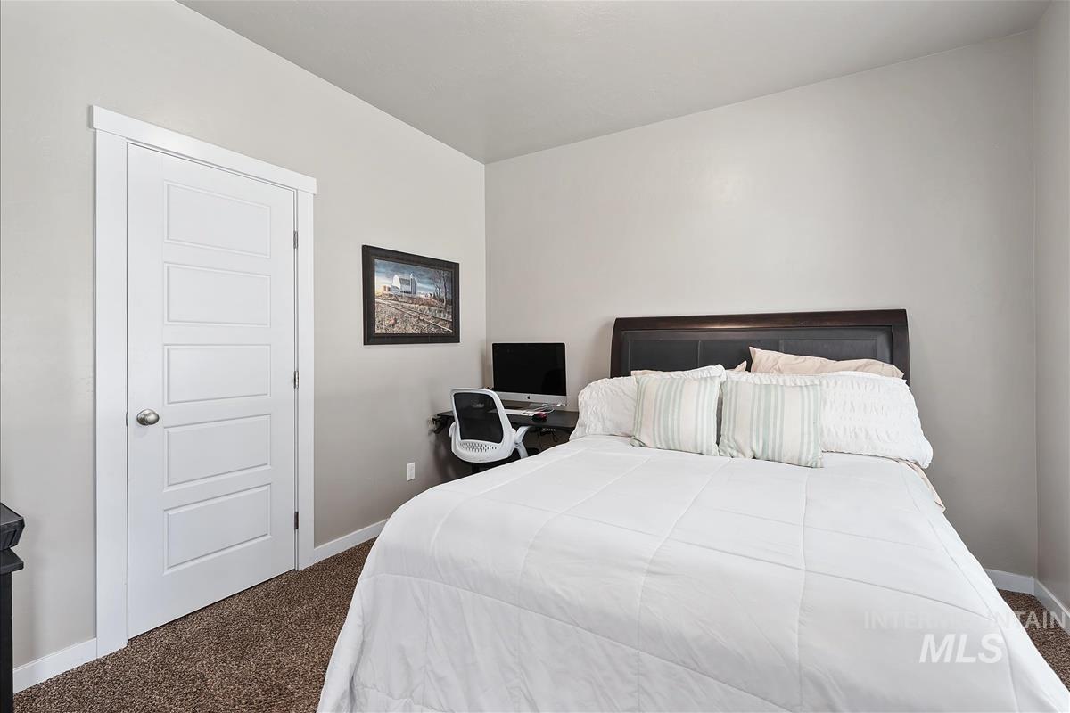 12116 W Ardyce Street, Boise, Idaho 83713, 5 Bedrooms, 2.5 Bathrooms, Residential For Sale, Price $545,000,MLS 98992008