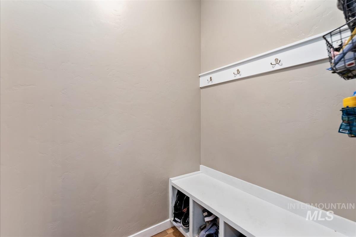 12116 W Ardyce Street, Boise, Idaho 83713, 5 Bedrooms, 2.5 Bathrooms, Residential For Sale, Price $545,000,MLS 98992008