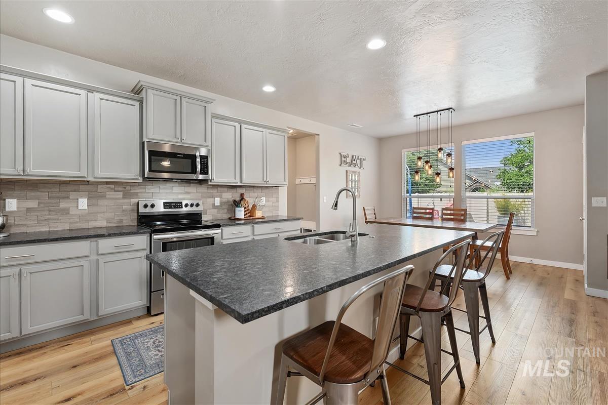 12116 W Ardyce Street, Boise, Idaho 83713, 5 Bedrooms, 2.5 Bathrooms, Residential For Sale, Price $545,000,MLS 98992008