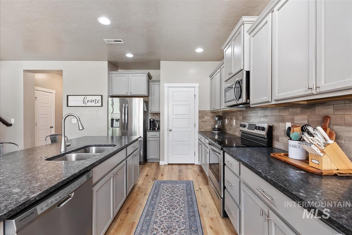 12116 W Ardyce Street, Boise, Idaho 83713, 5 Bedrooms, 2.5 Bathrooms, Residential For Sale, Price $545,000,MLS 98992008