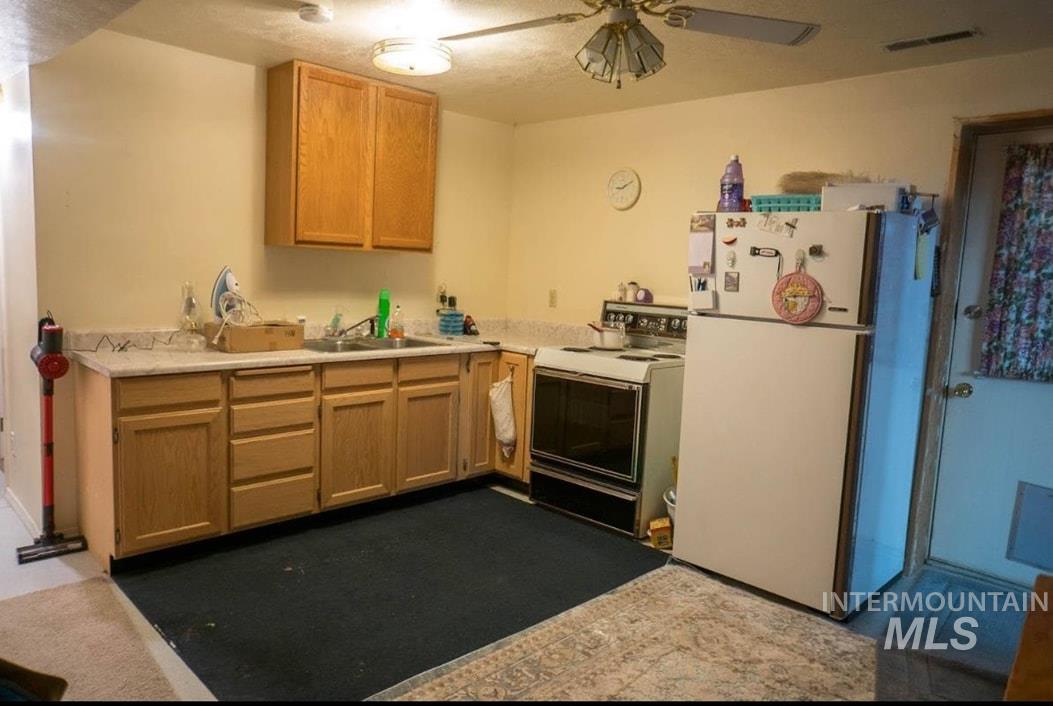 340 W 400 S, Heyburn, Idaho 83336, 3 Bedrooms, 3 Bathrooms, Residential For Sale, Price $640,000,MLS 98992009