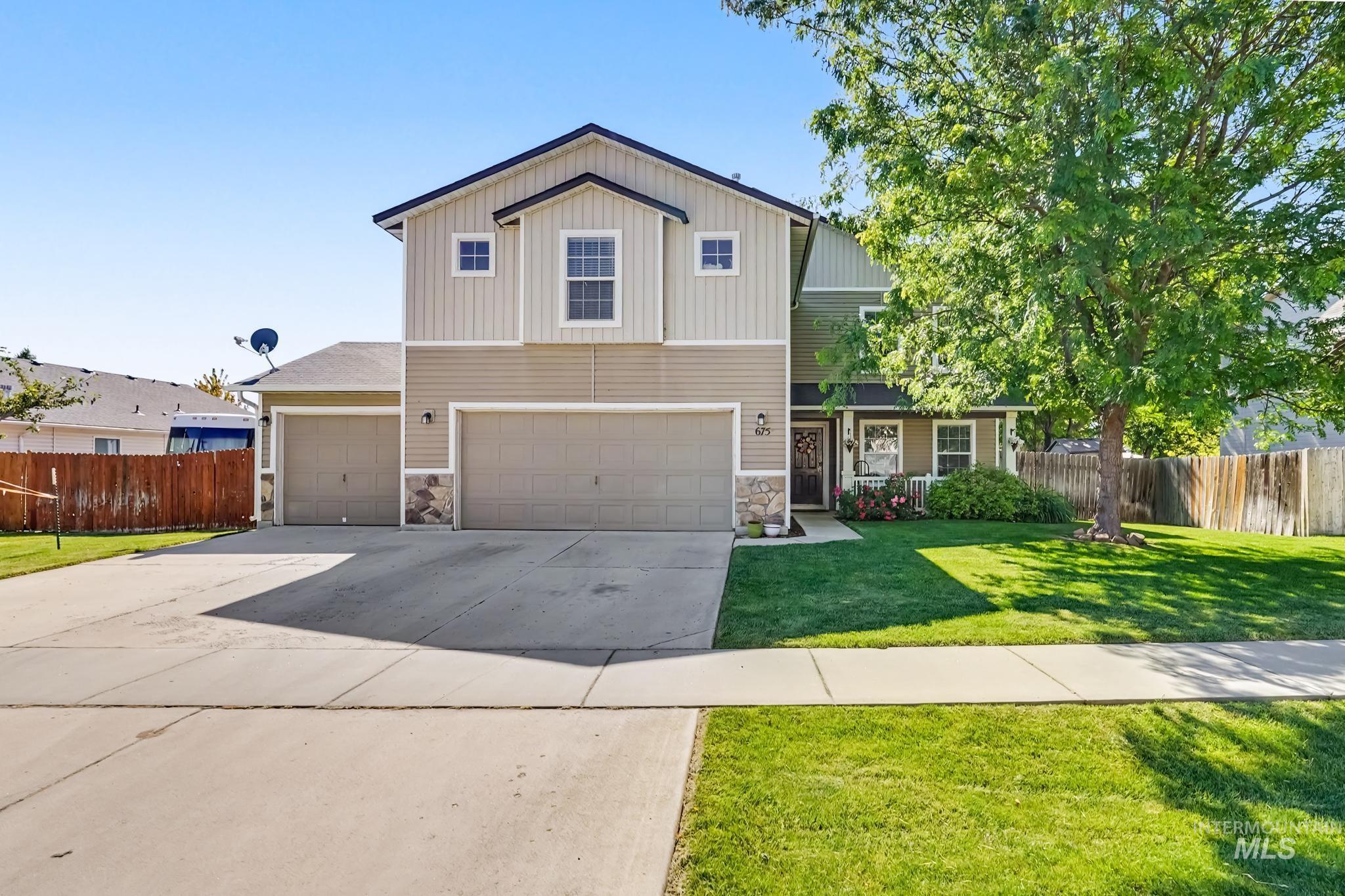 675 Gateway, Middleton, Idaho 83644, 5 Bedrooms, 2.5 Bathrooms, Residential For Sale, Price $579,900,MLS 98992010